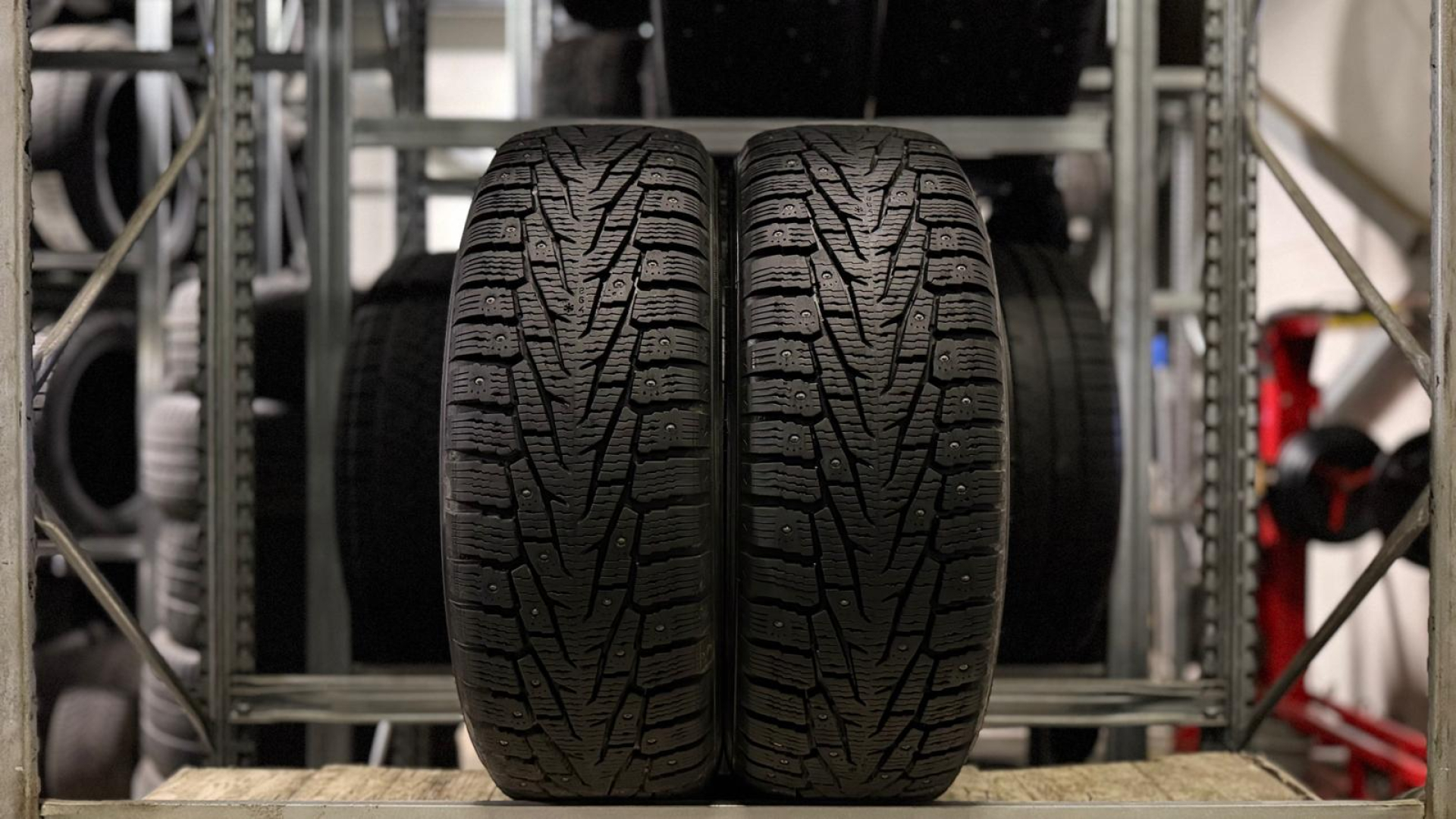 Nokian Nordman 7 Suv 205/70R15 105 T Naastrehvid