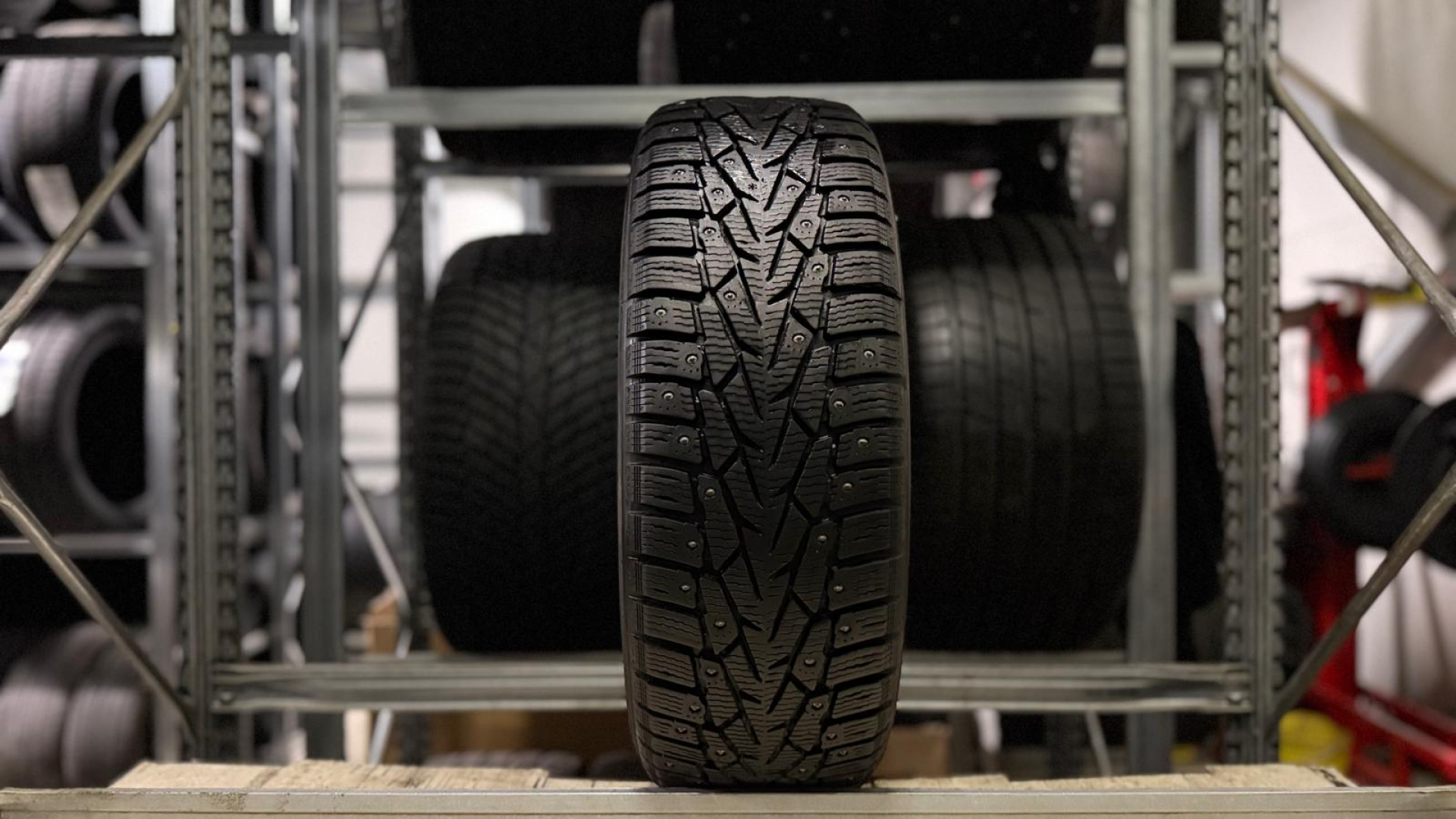 Nokian Nordman 7 205/60R16 96 T