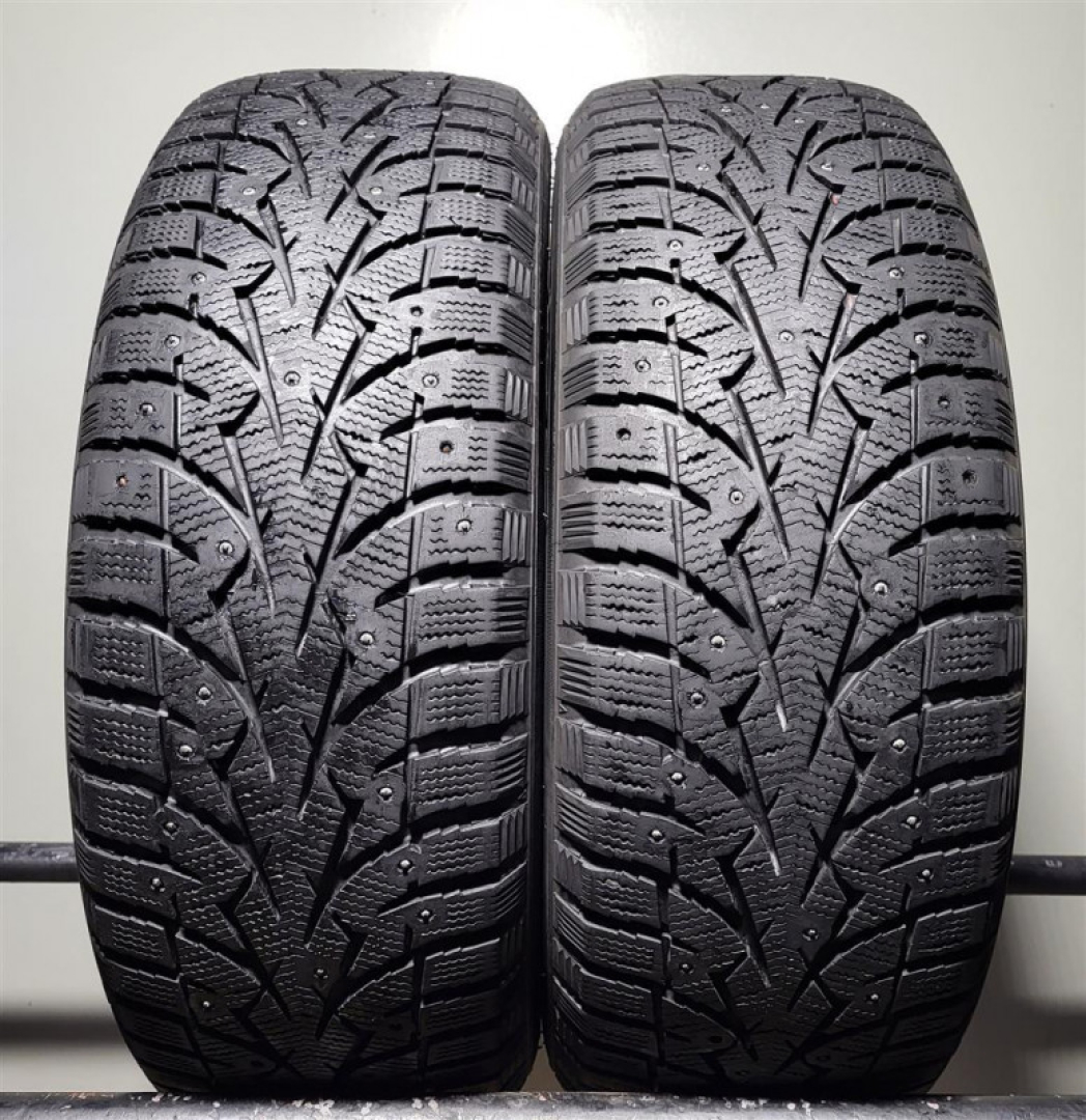 Toyo OBSERVE G3 ICE 175/65R14 82 T Studded tires