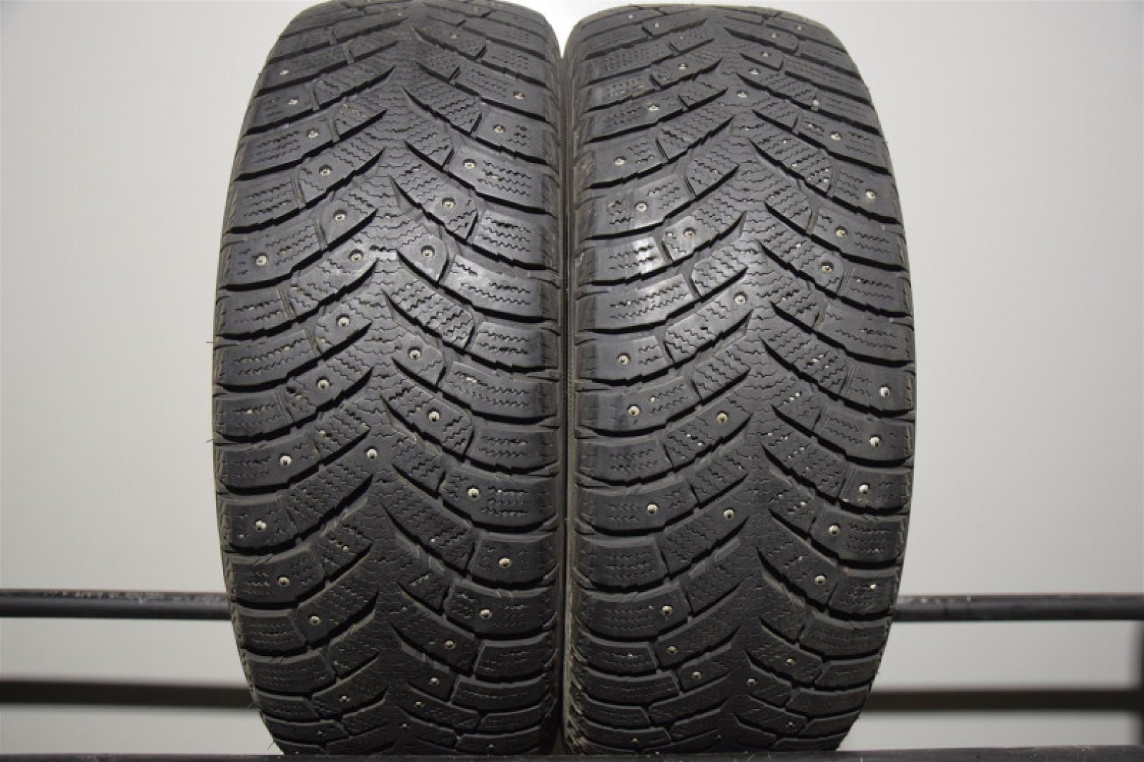 Toyo OBSERVE ICE-FREEZER SUV 215/60R17 100 T Naastrehvid