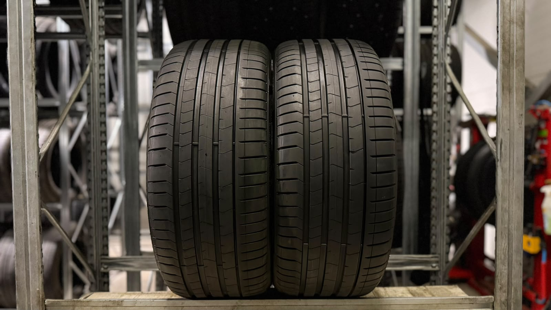Pirelli P ZERO (PZ4) 275/45R20 110 Y BMW Suverehvid