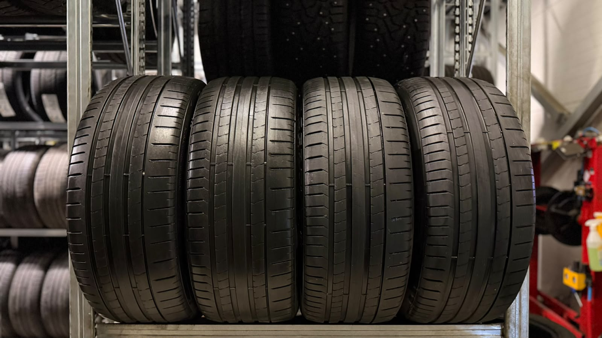 Pirelli P ZERO (PZ4) 275/45R21 107 Y MO Suverehvid