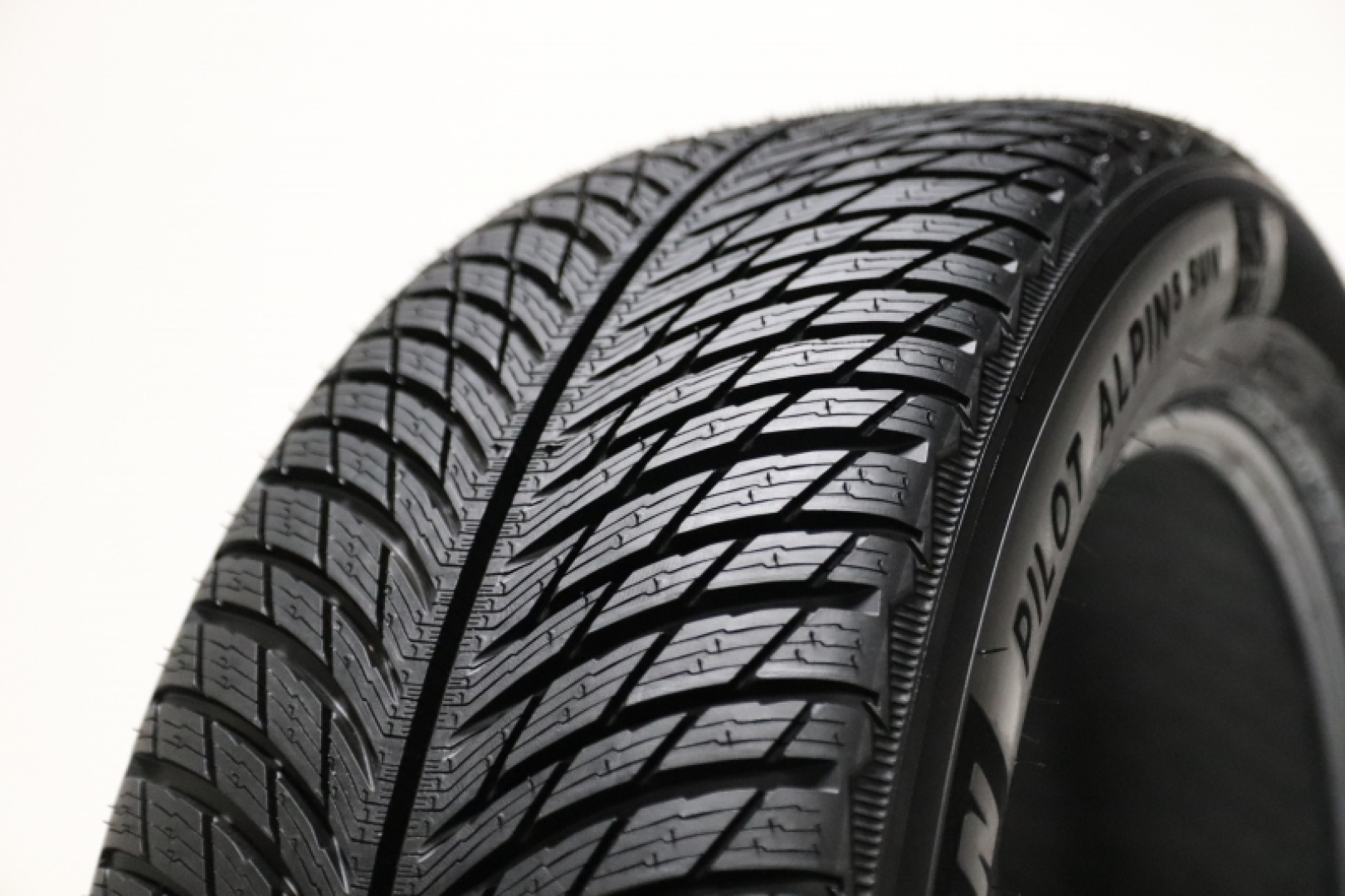 Michelin PILOT ALPIN 5 SUV N0 275/50R19 112 V N0 Friction tires