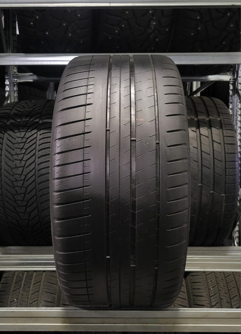 Michelin Pilot Sport 3 275/30R20 97 Y *, MOE