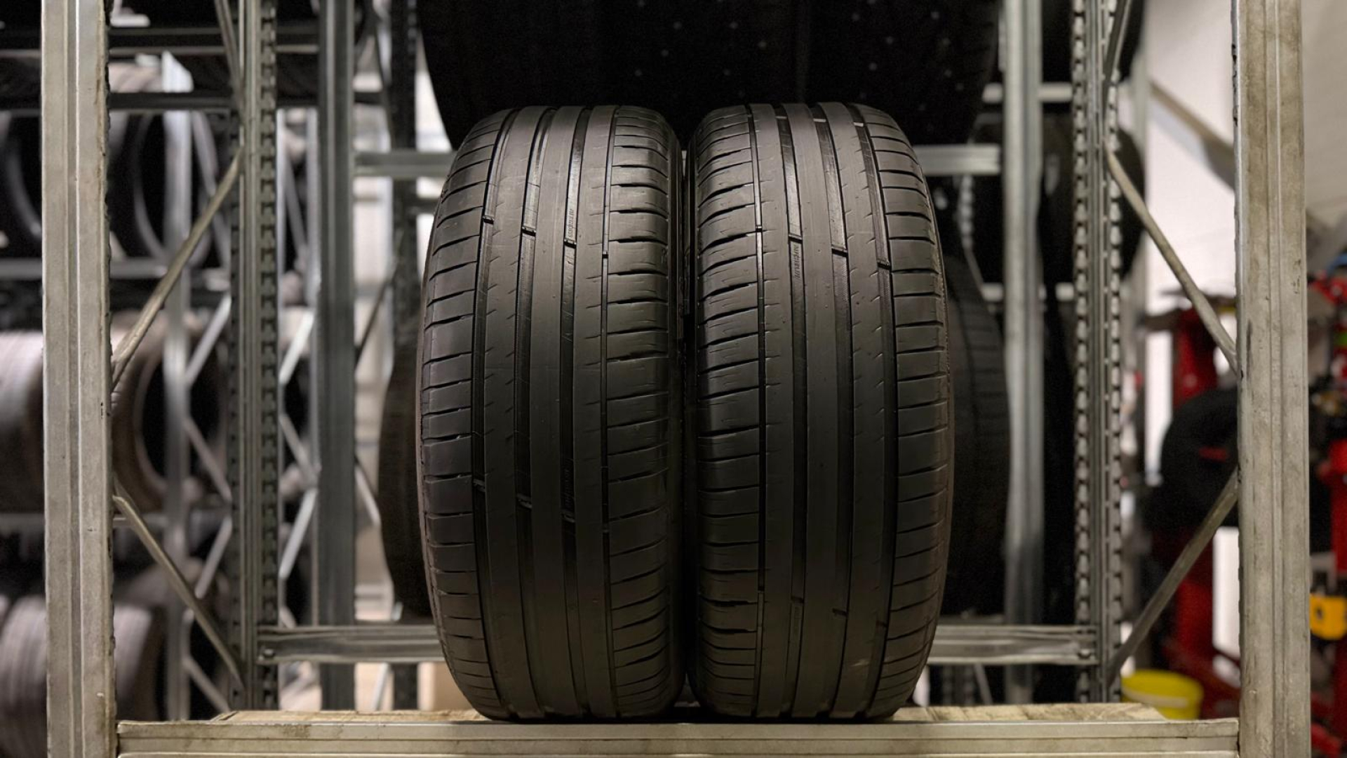 Michelin Pilot Sport 4 SUV 225/55R19 99 V Suverehvid
