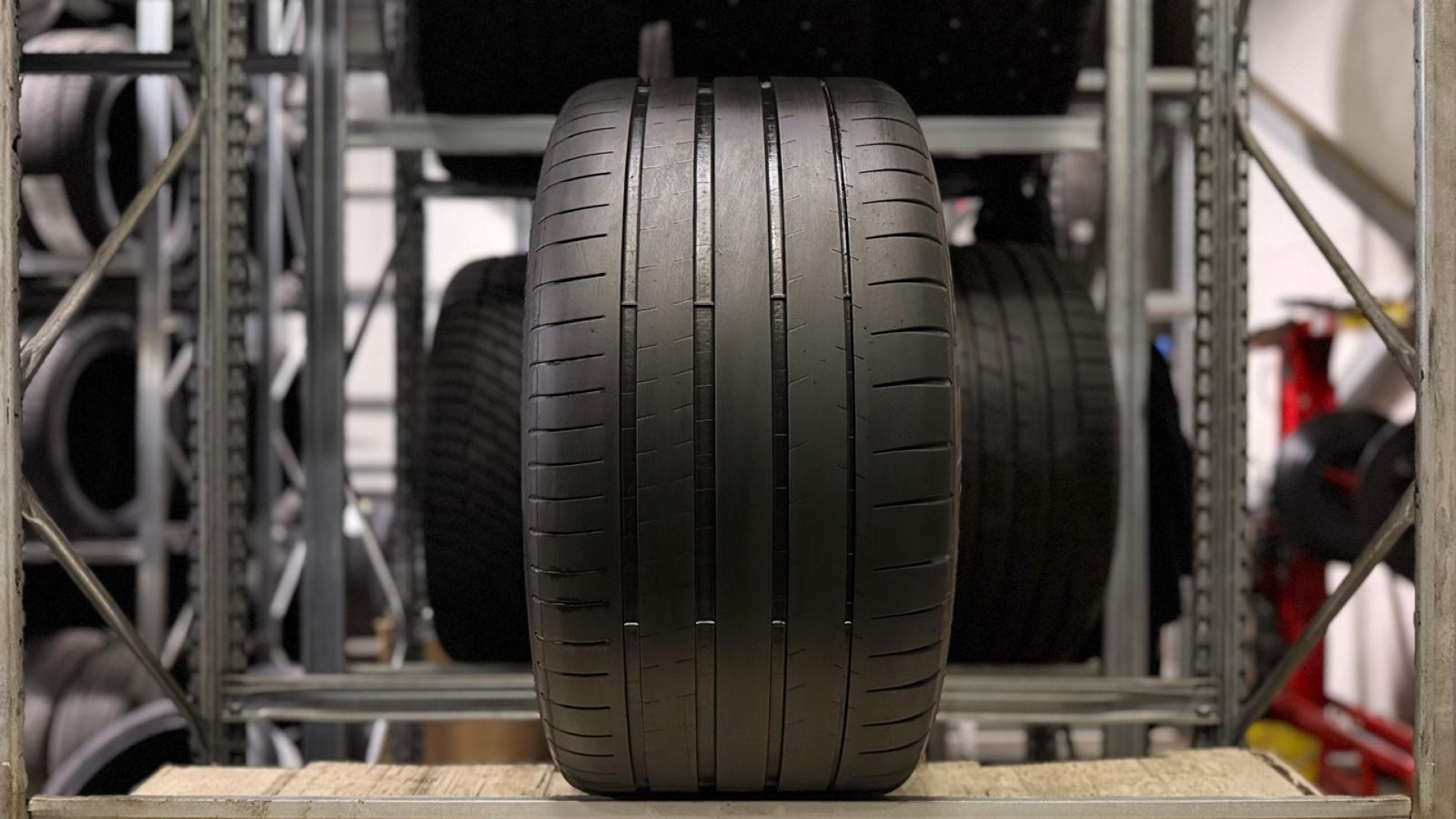 Michelin Pilot Super Sport 275/30R20 97 Y