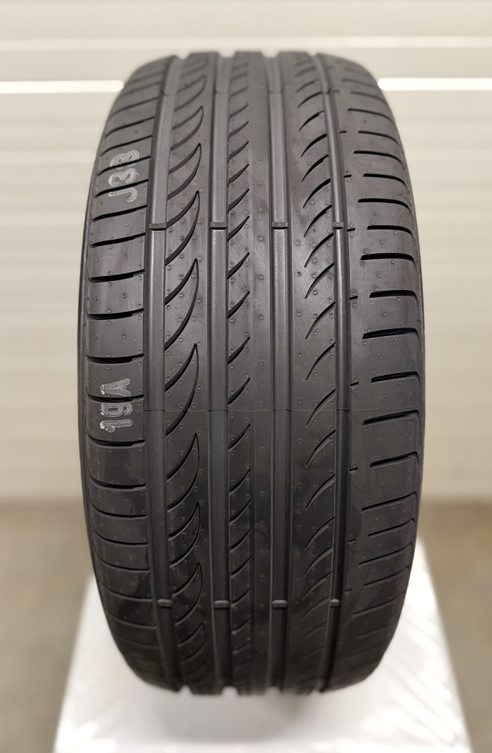 Pirelli Powergy 225/40R19 93 Y Suverehvid