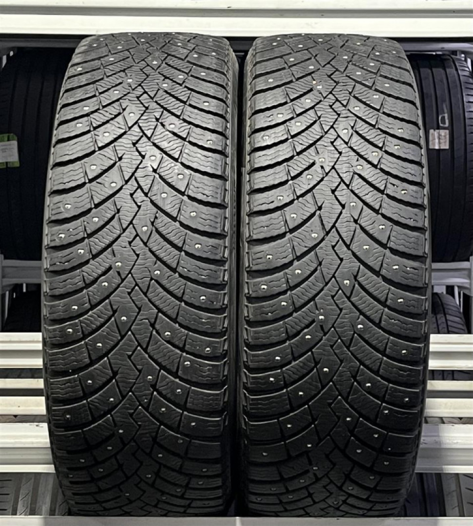 Pirelli Scorpion Ice Zero 2 225/65R17 106 T Шипованные шины