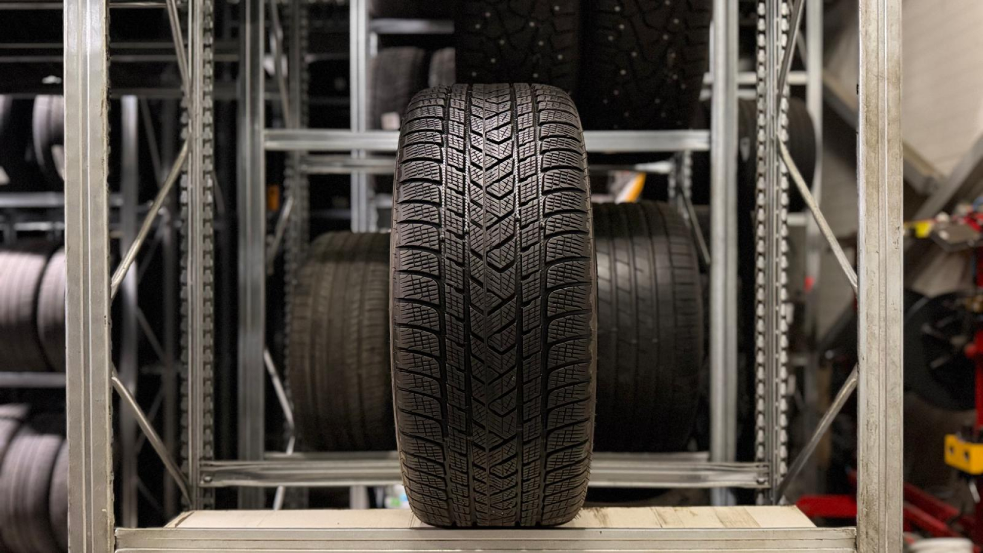 Pirelli Scorpion Winter 315/40R21 115 V MO