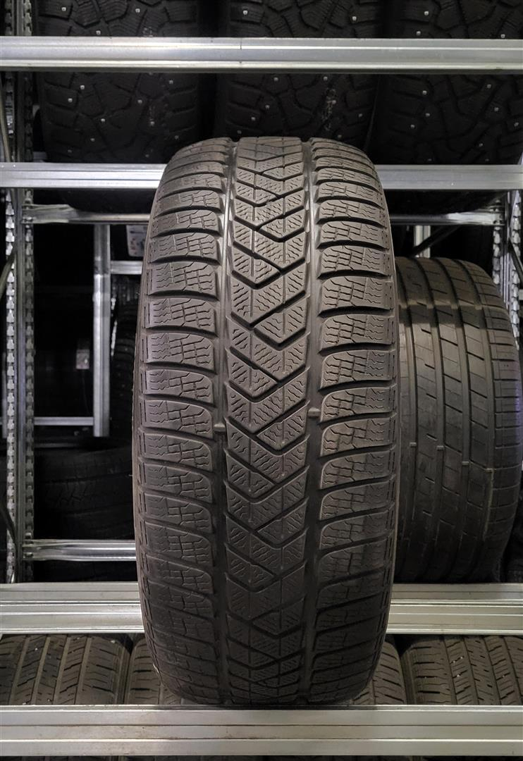 Pirelli Winter Sottozero 3 245/45R19 102 V MO