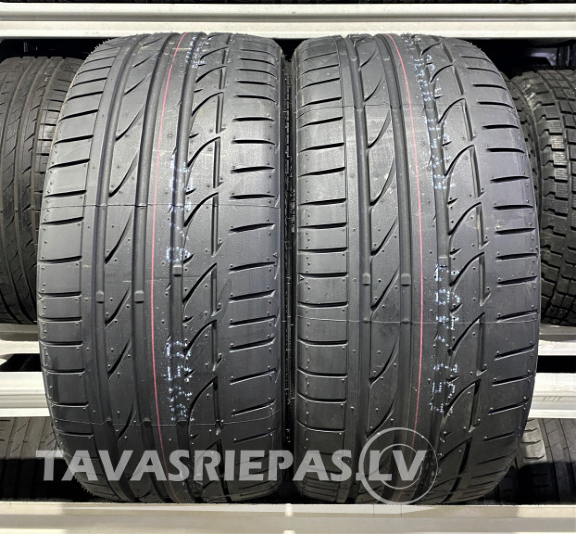 Bridgestone Potenza S001 245/40R20 99 Y