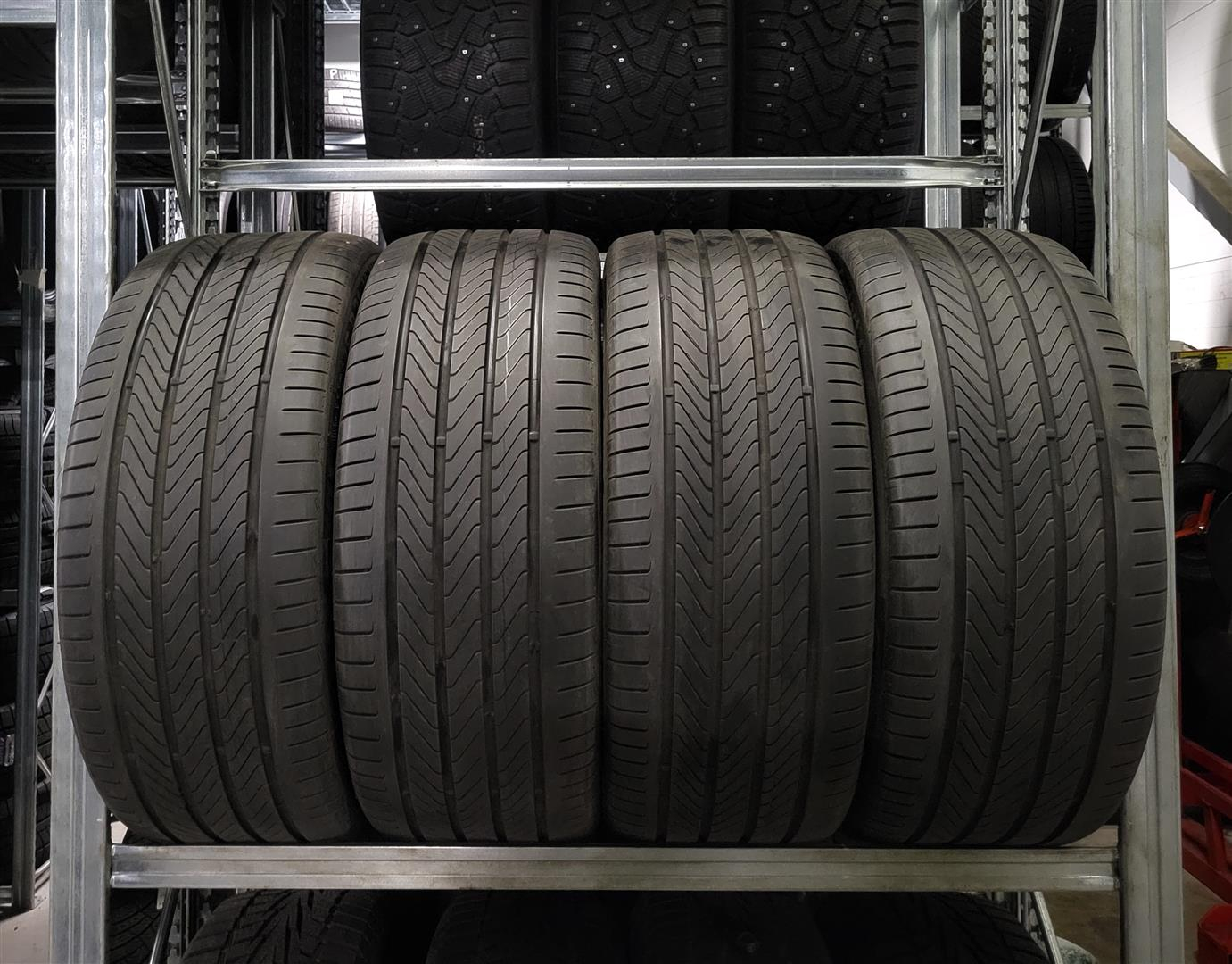 Continental PremiumContact C 285/45R21 113 V