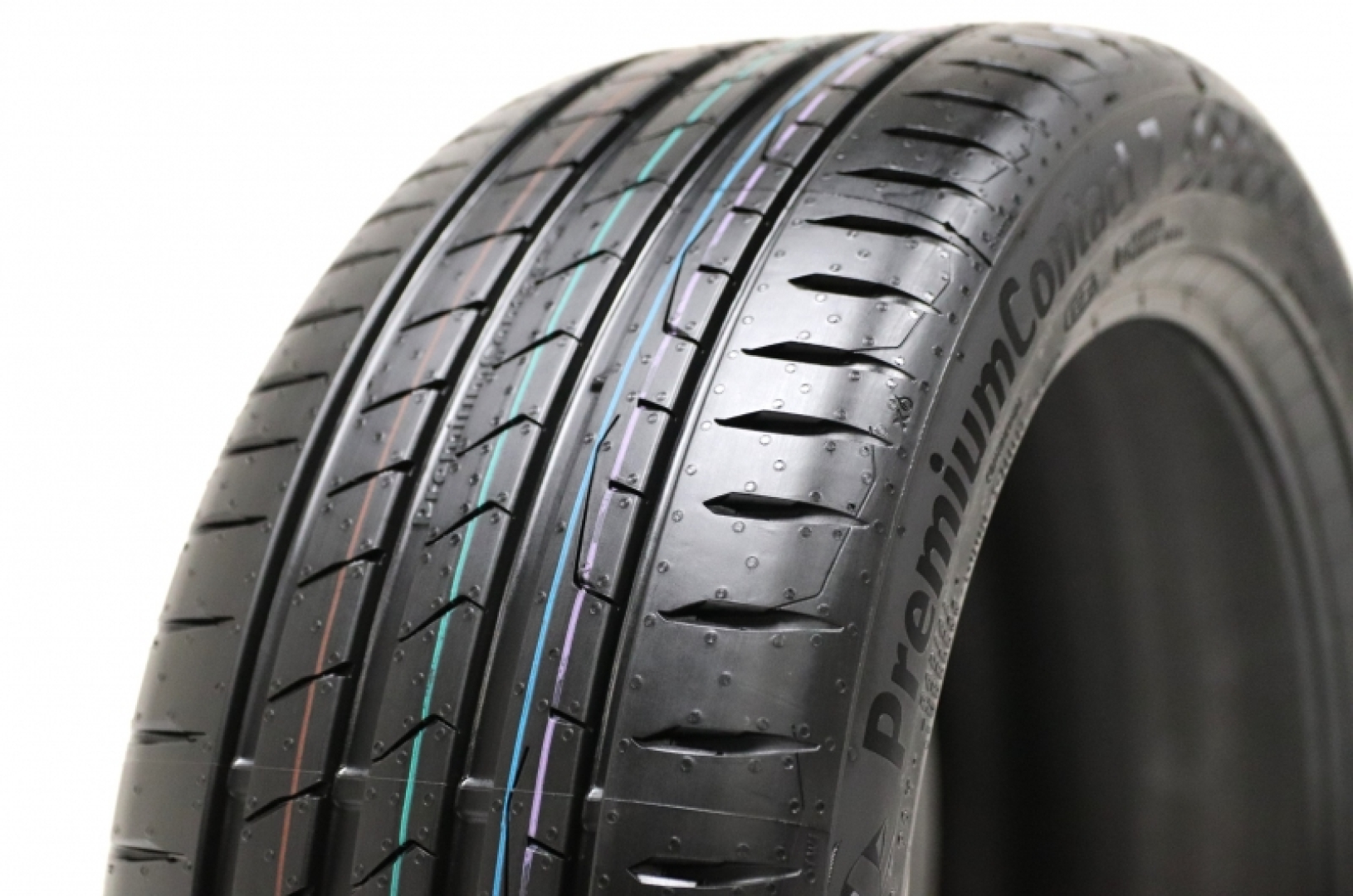 Continental PremiumContact 7 DOT2022-2023 225/40R18 92 Y Летние шины