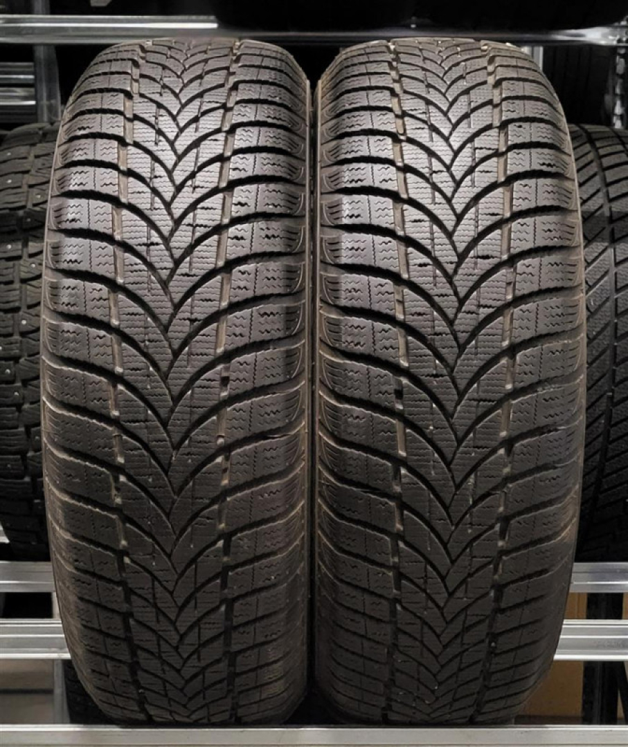 Maxxis Presa Snow 225/60R17 103 V Всесезонные шины