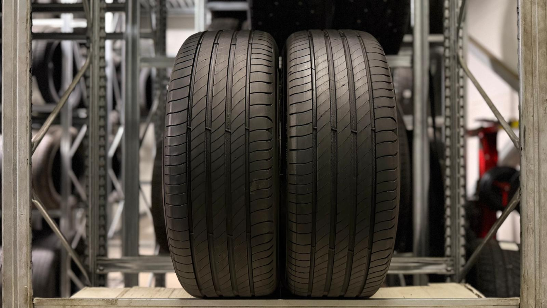 Michelin Primacy 4 225/50R18 95 V * Suverehvid