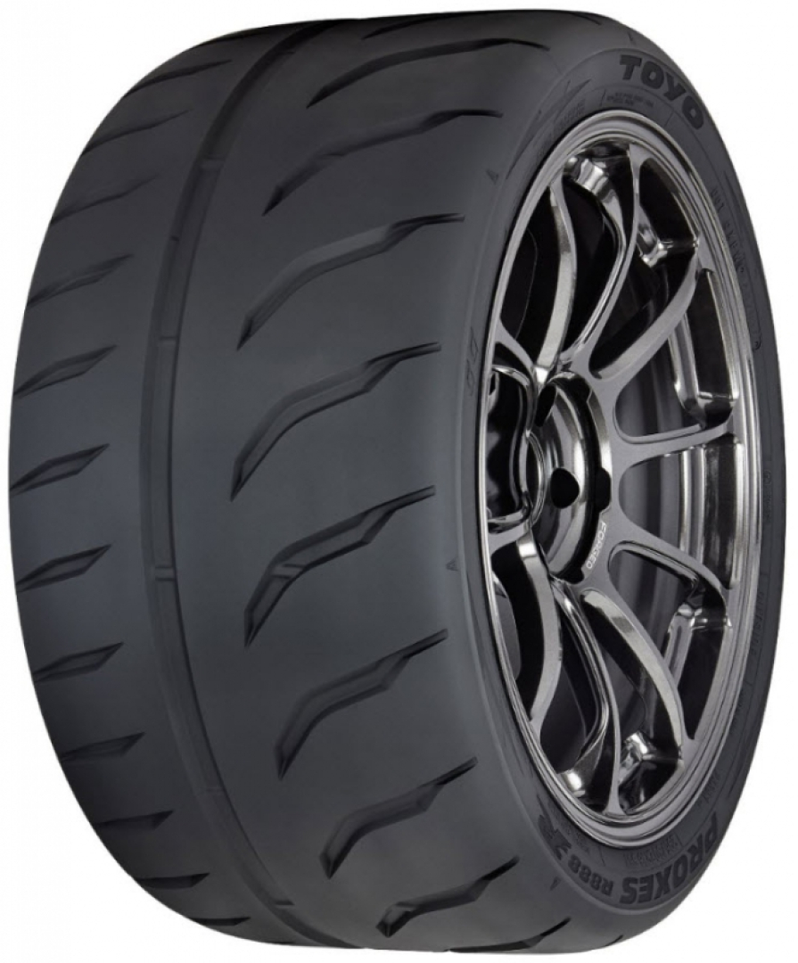 Toyo Proxes R888 225/40R18 92 Y Summer tires