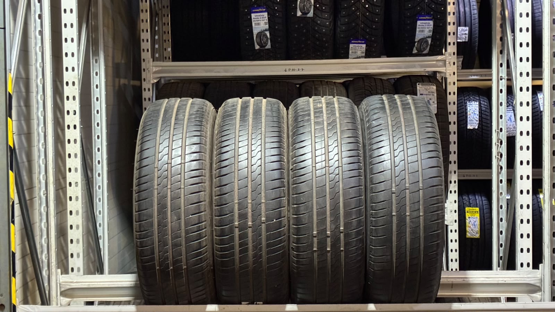 Firestone Roadhawk 195/65R15 95 T Suverehvid