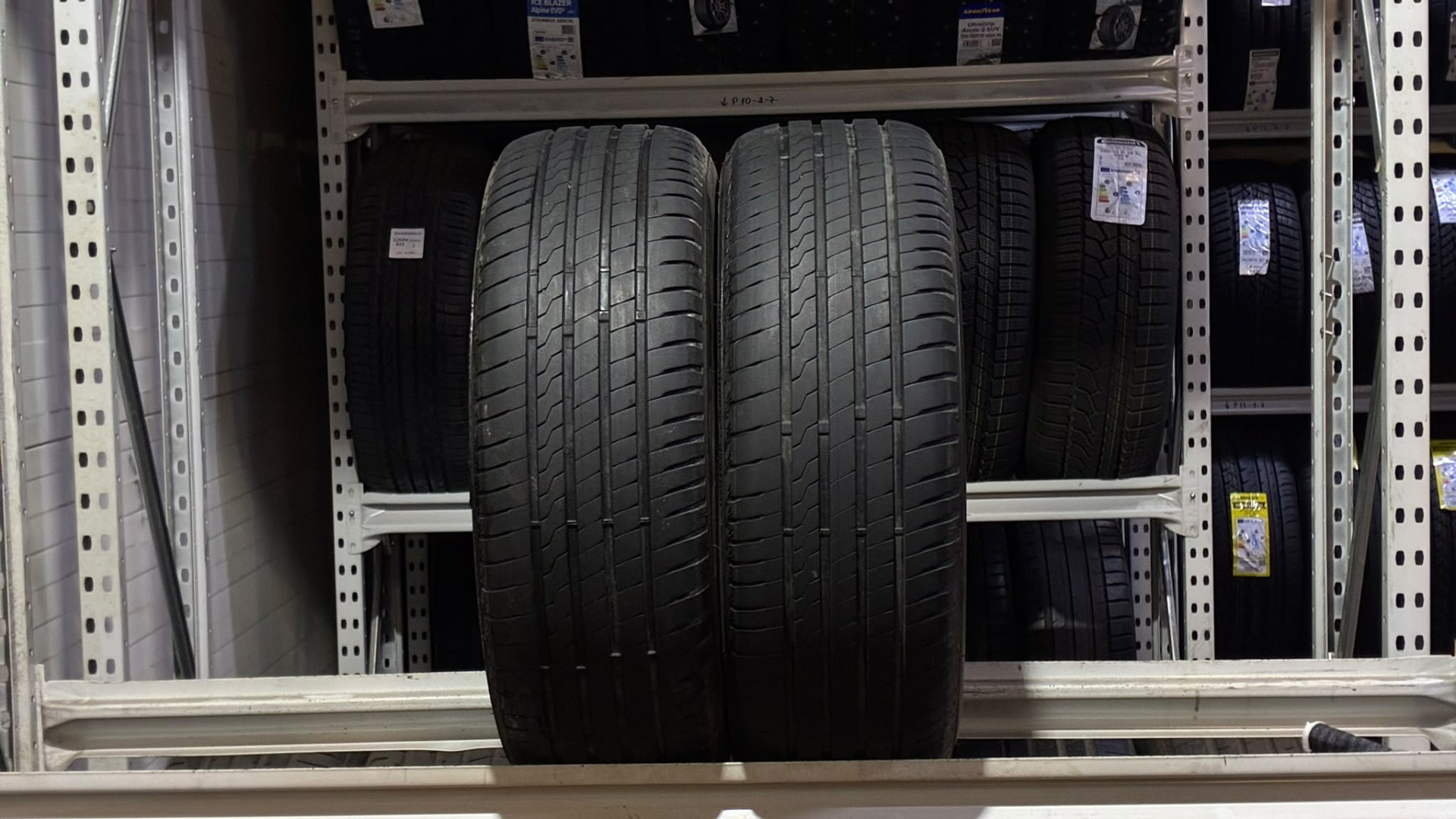 Firestone Roadhawk 205/60R16 92 H Suverehvid