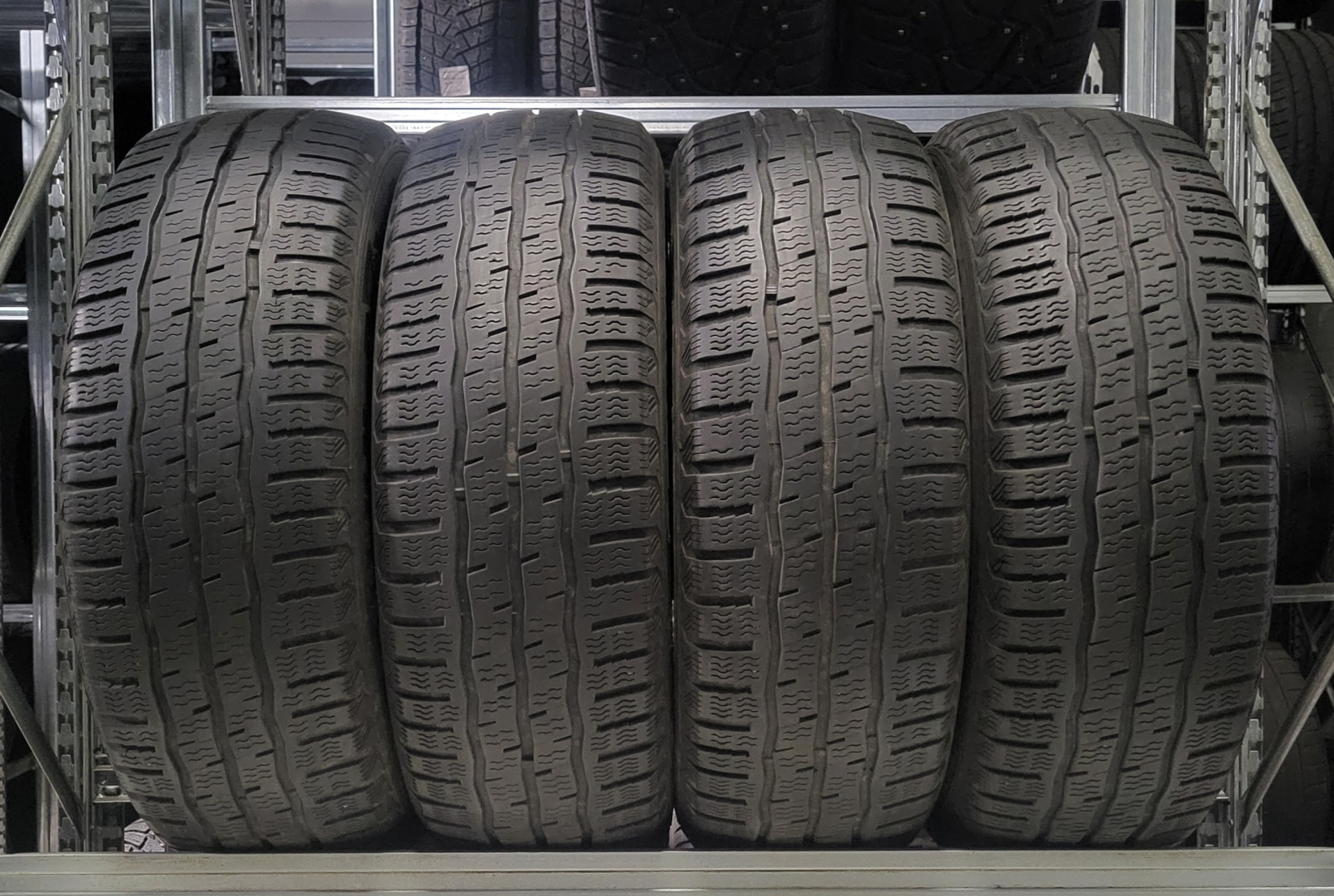 Sailun ENDURE WSL1 225/65R16C 112/110 R Friction tires