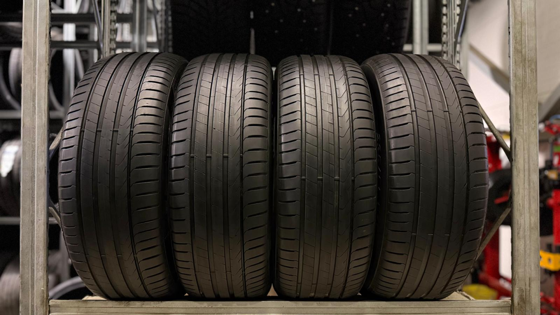 Pirelli Scorpion 235/55R18 100 V