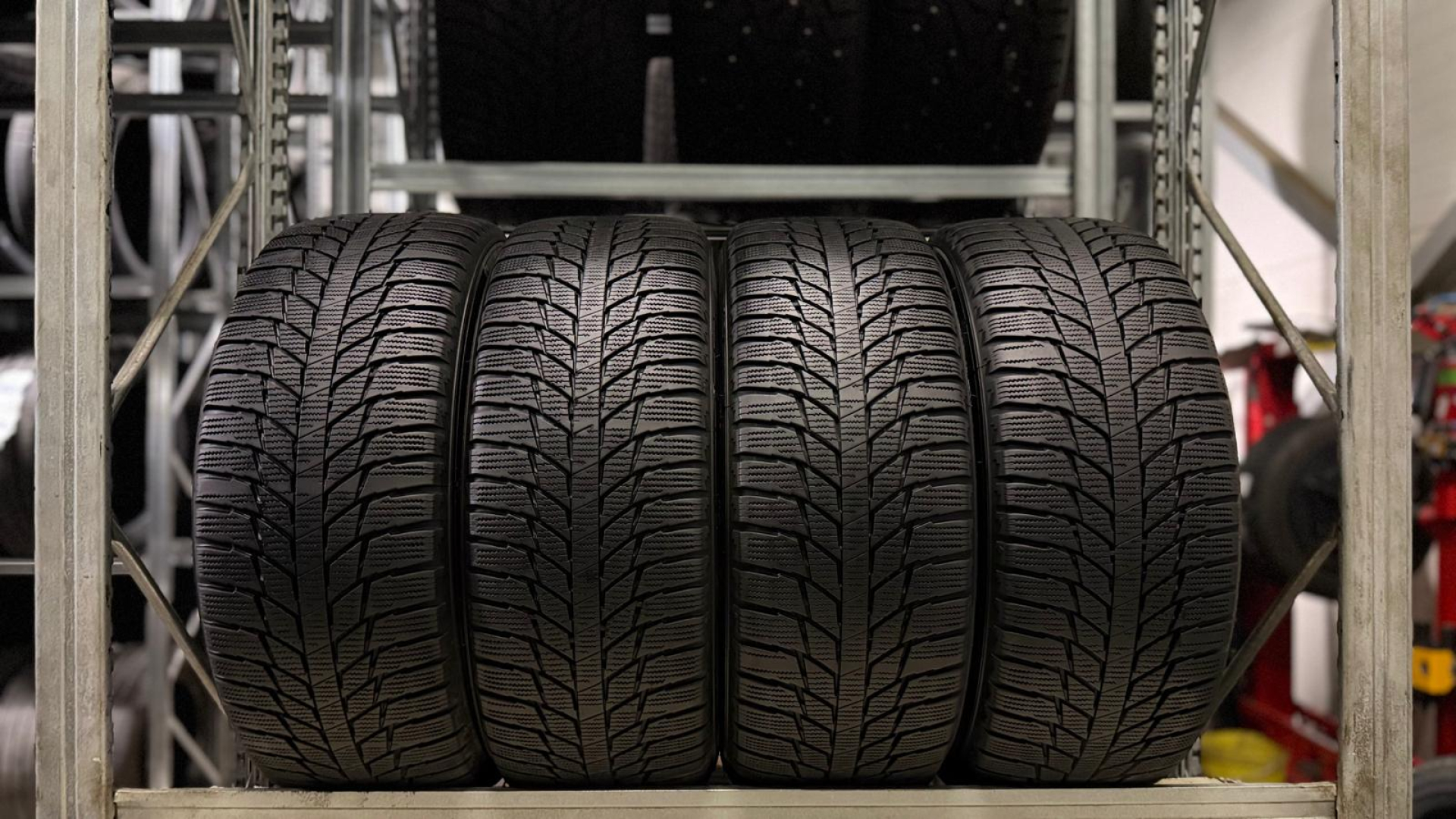 Triangle SnowLink PL01 215/65R17 99 T