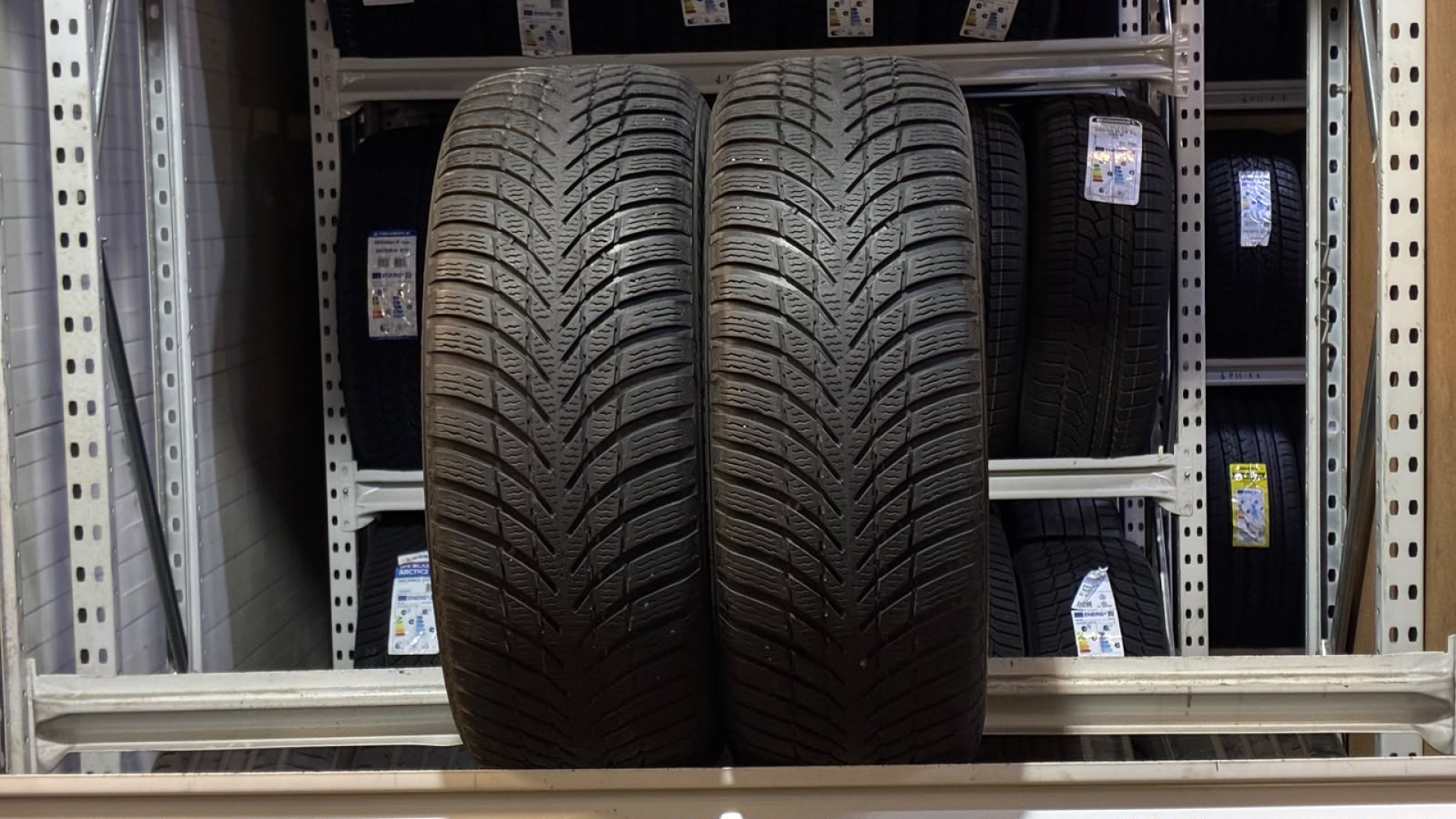 Nokian Snowproof 2 SUV 225/55R18 102 V