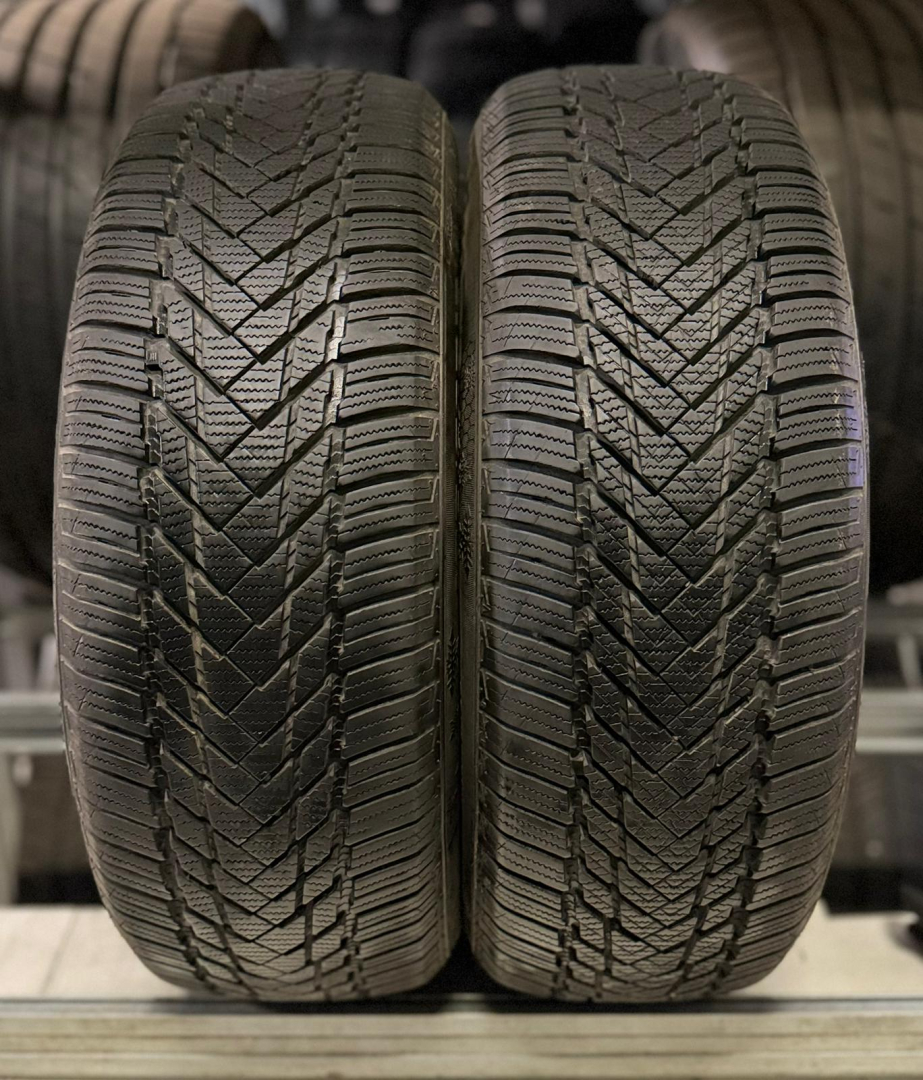 Powertrac Snowtour 195/60R15 88 H Lamellrehvid