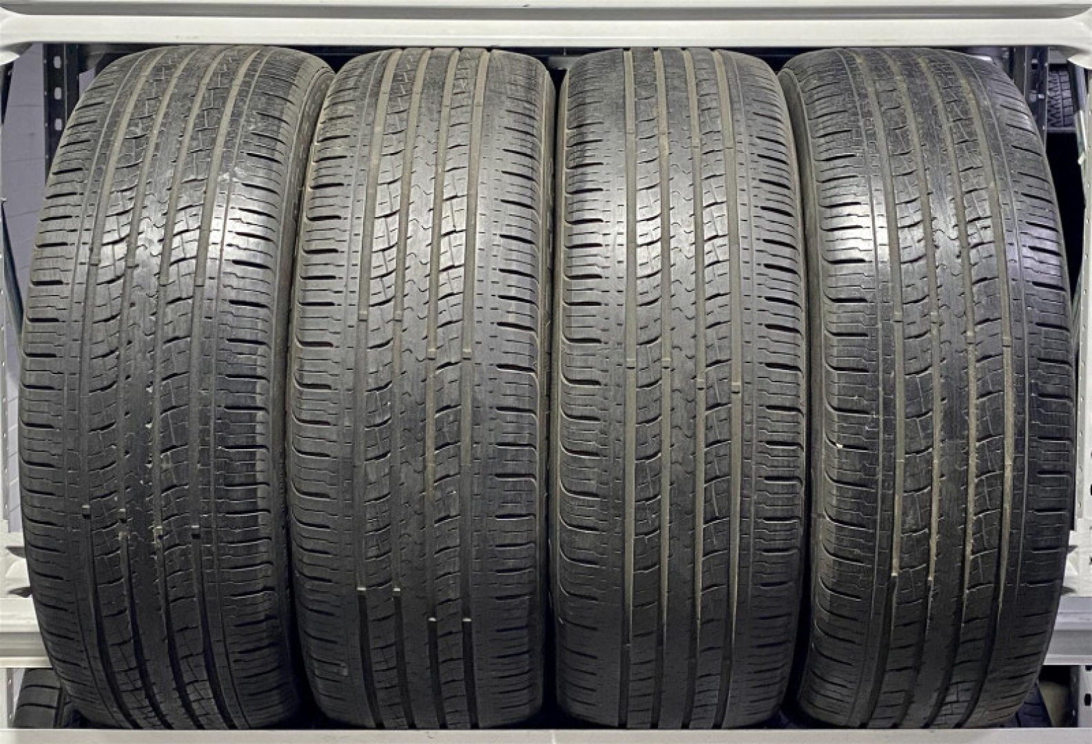 Kumho Solus Kh16 225/55R19 99 H Летние шины