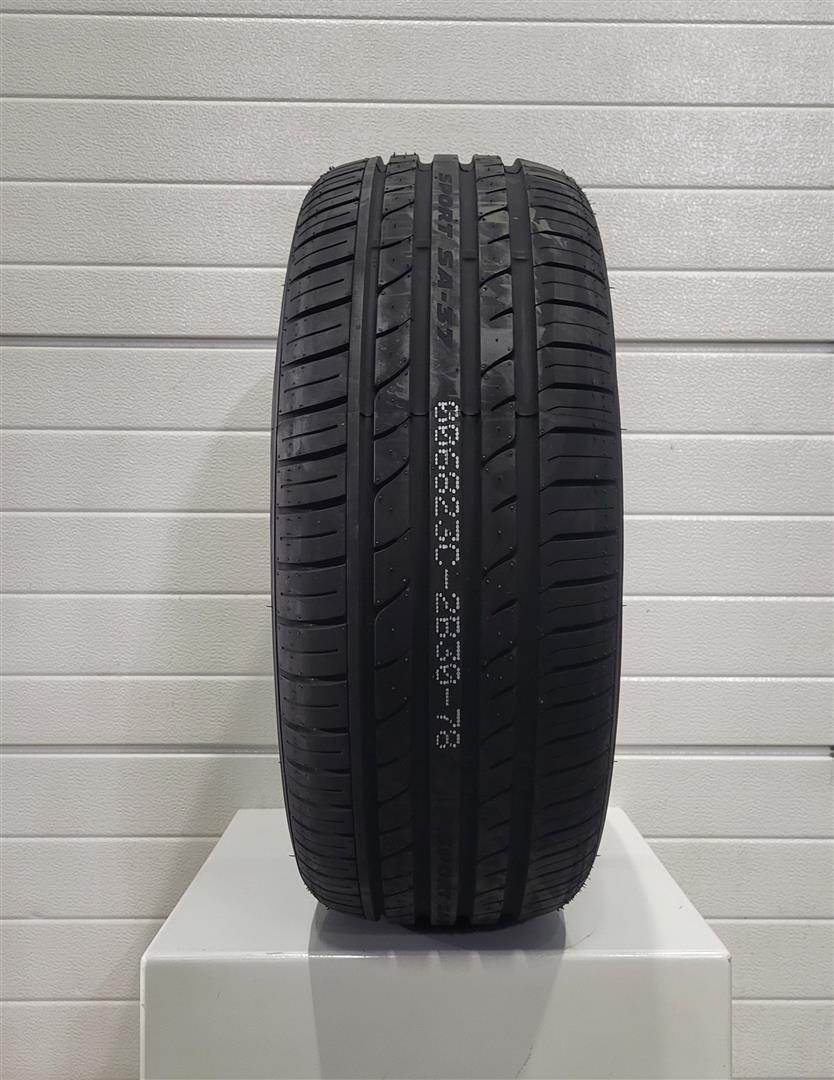 Westlake Sport SA-37 225/50R18 95 W Летние шины