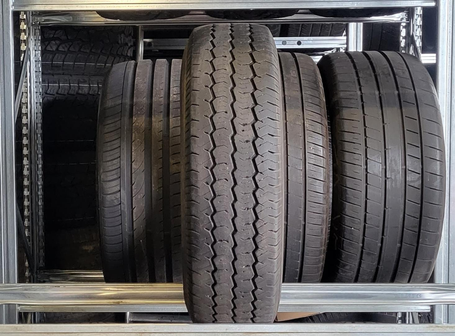 Sunfull SF-05 195/70R15C 104/102 R Suverehvid