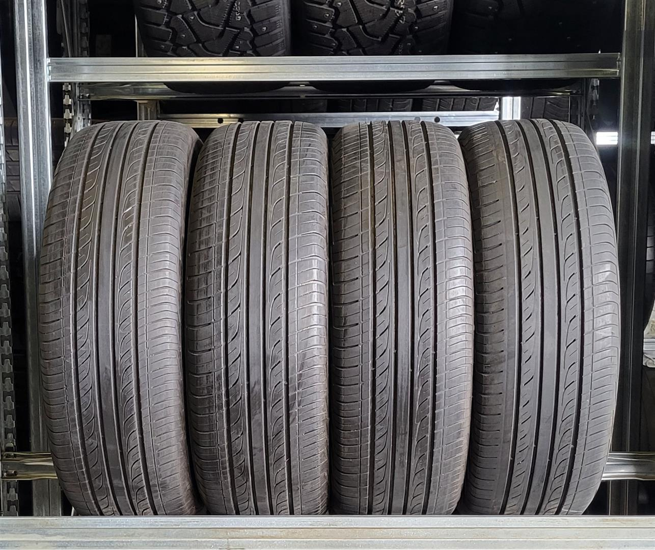 Sunfull SF-688 205/60R16 92 V Suverehvid