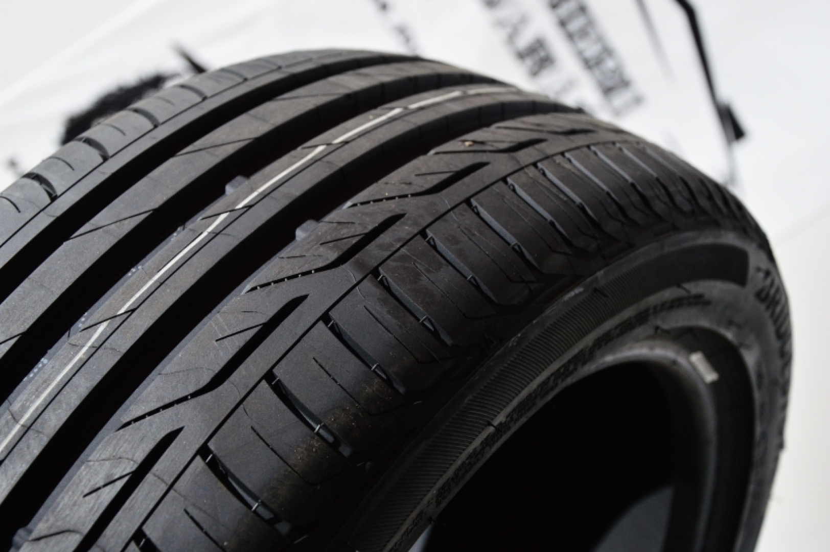 Bridgestone T001 DOT2020-2021 225/45R17 91 W Summer tires