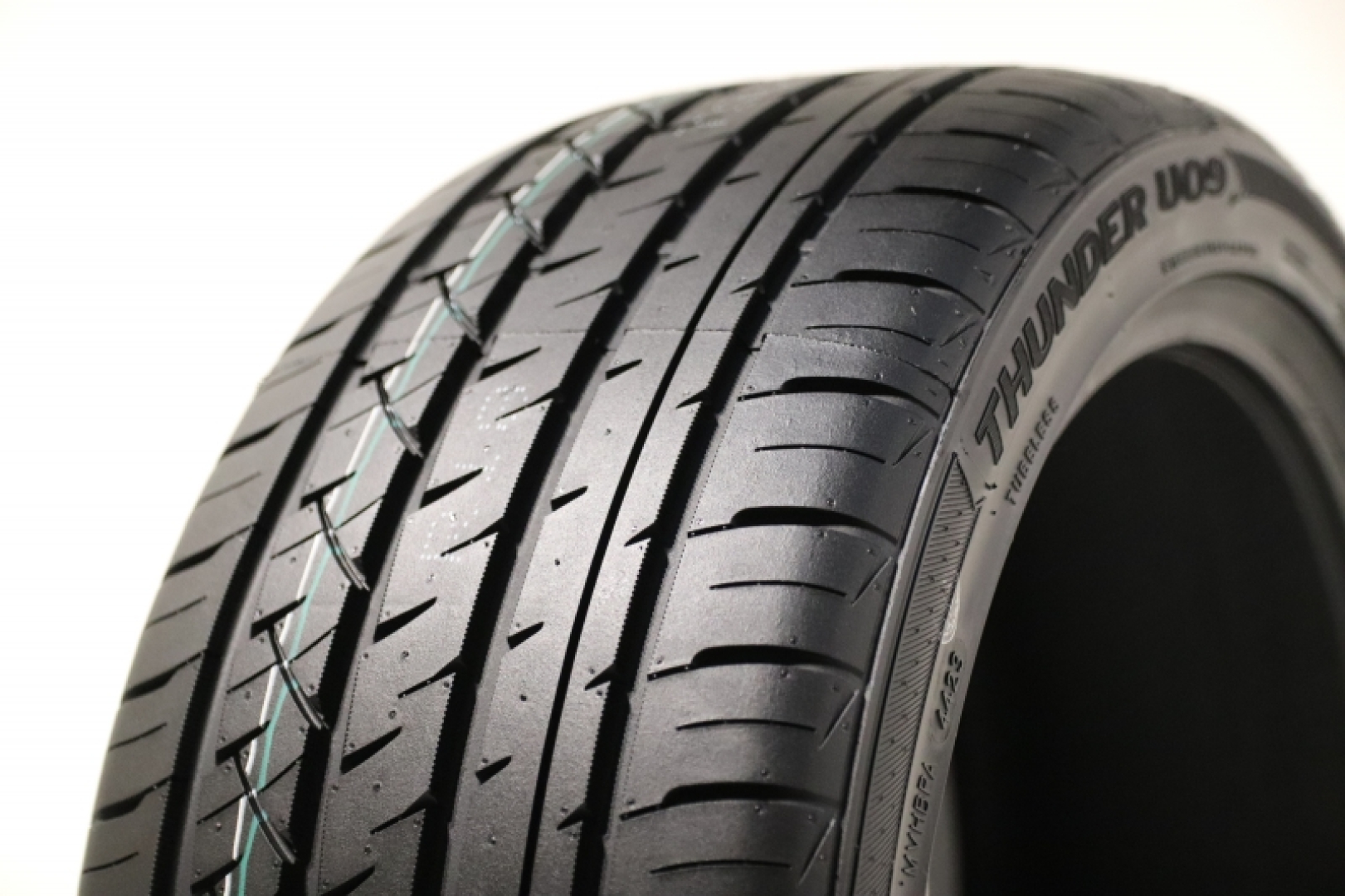 ILink Thunder U09 235/50R18 97 V Summer tires