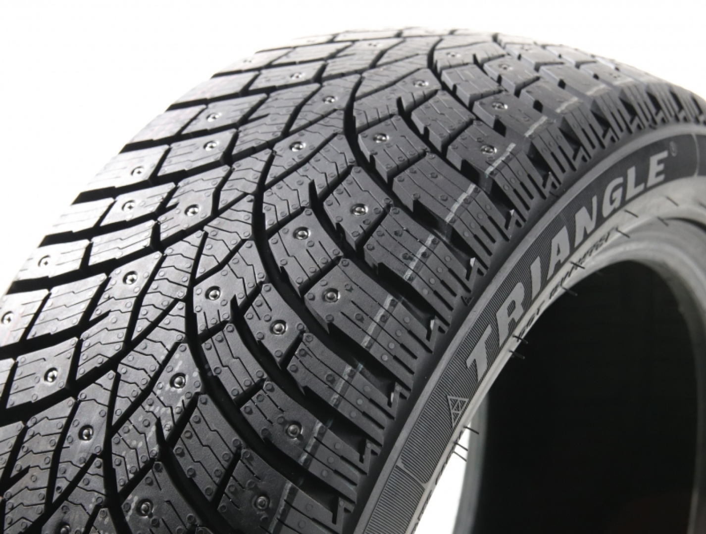 Triangle TI501 studded 265/65R17 116 T Naastrehvid