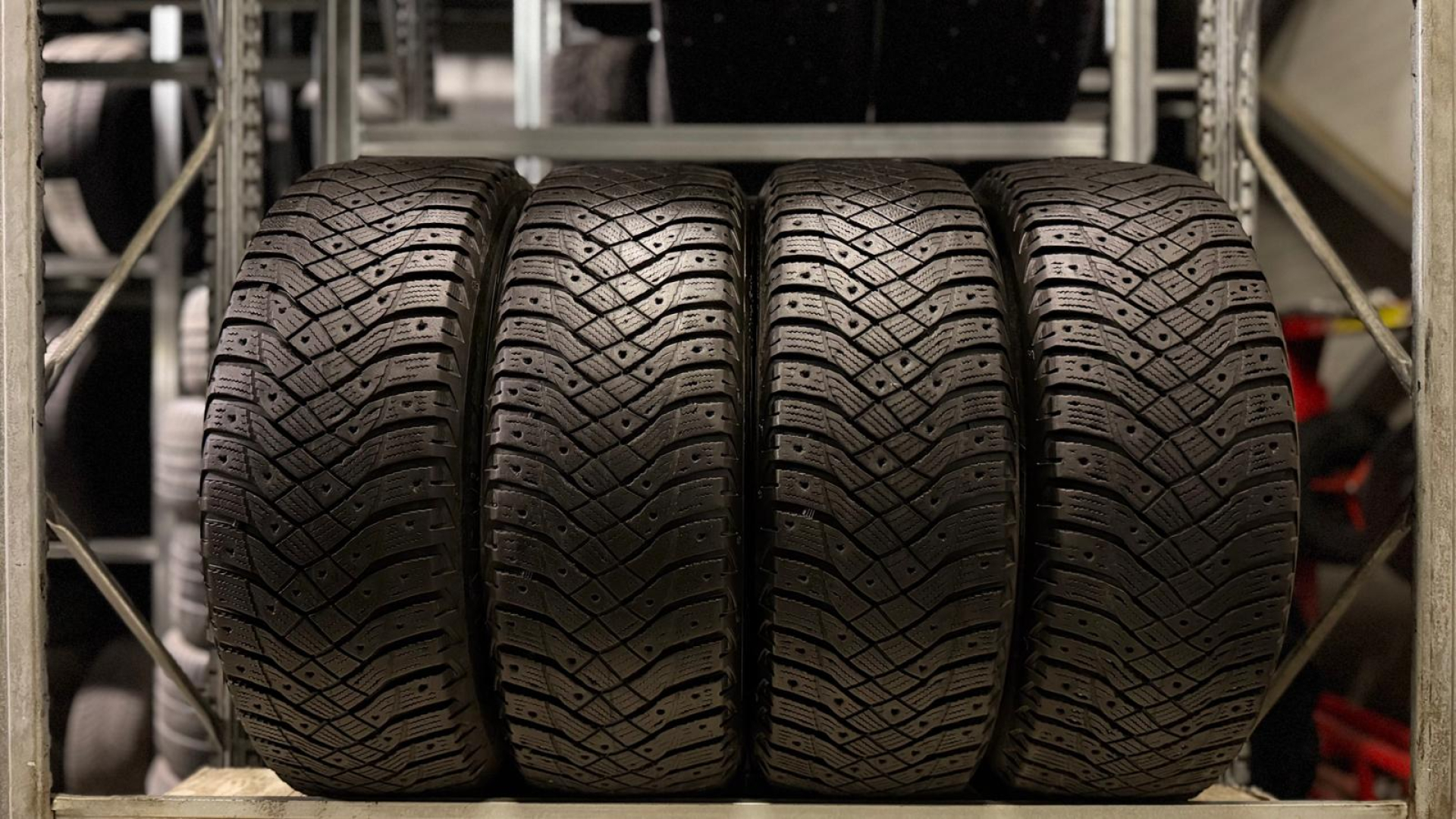 Goodyear Ultra Grip Arctic 2 205/60R16 96 T Friction tires