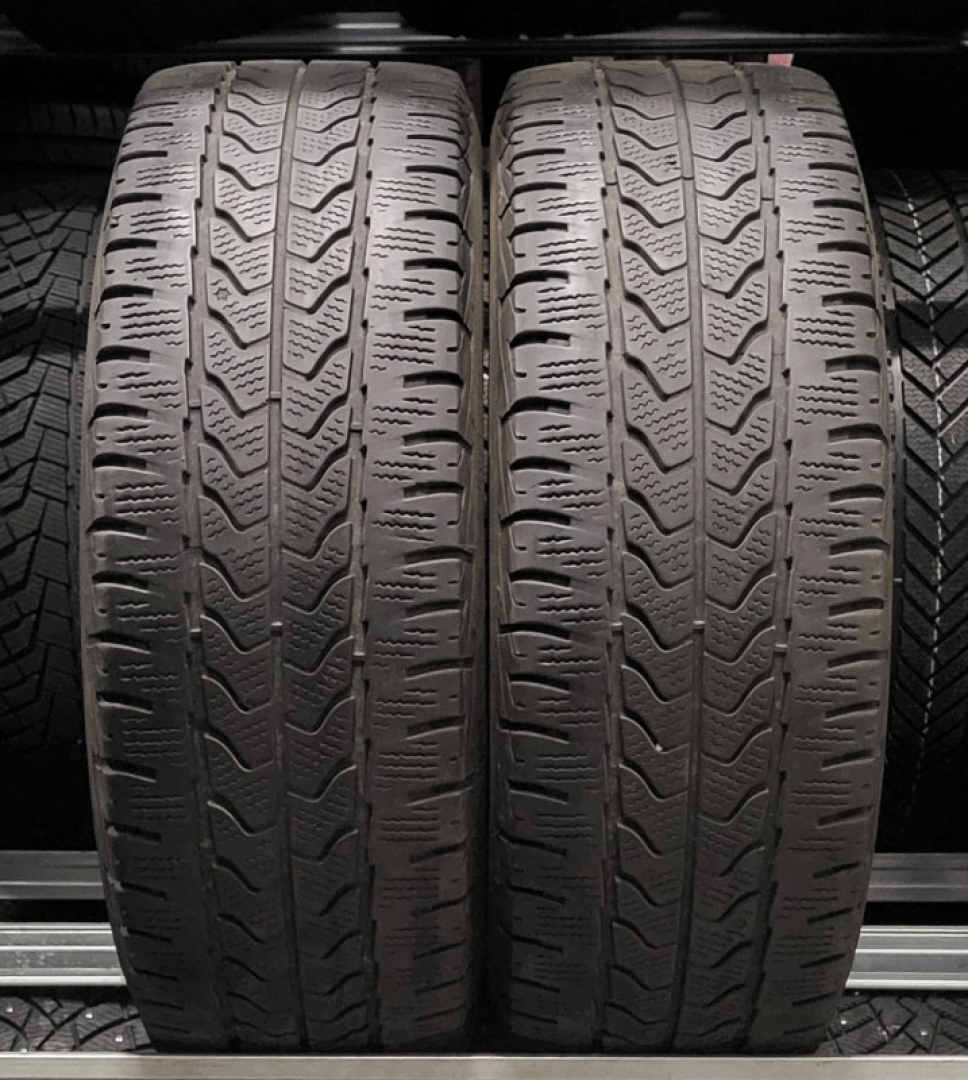 Goodyear Ultra Grip Cargo 225/75R16C 121/120 R Friction tires