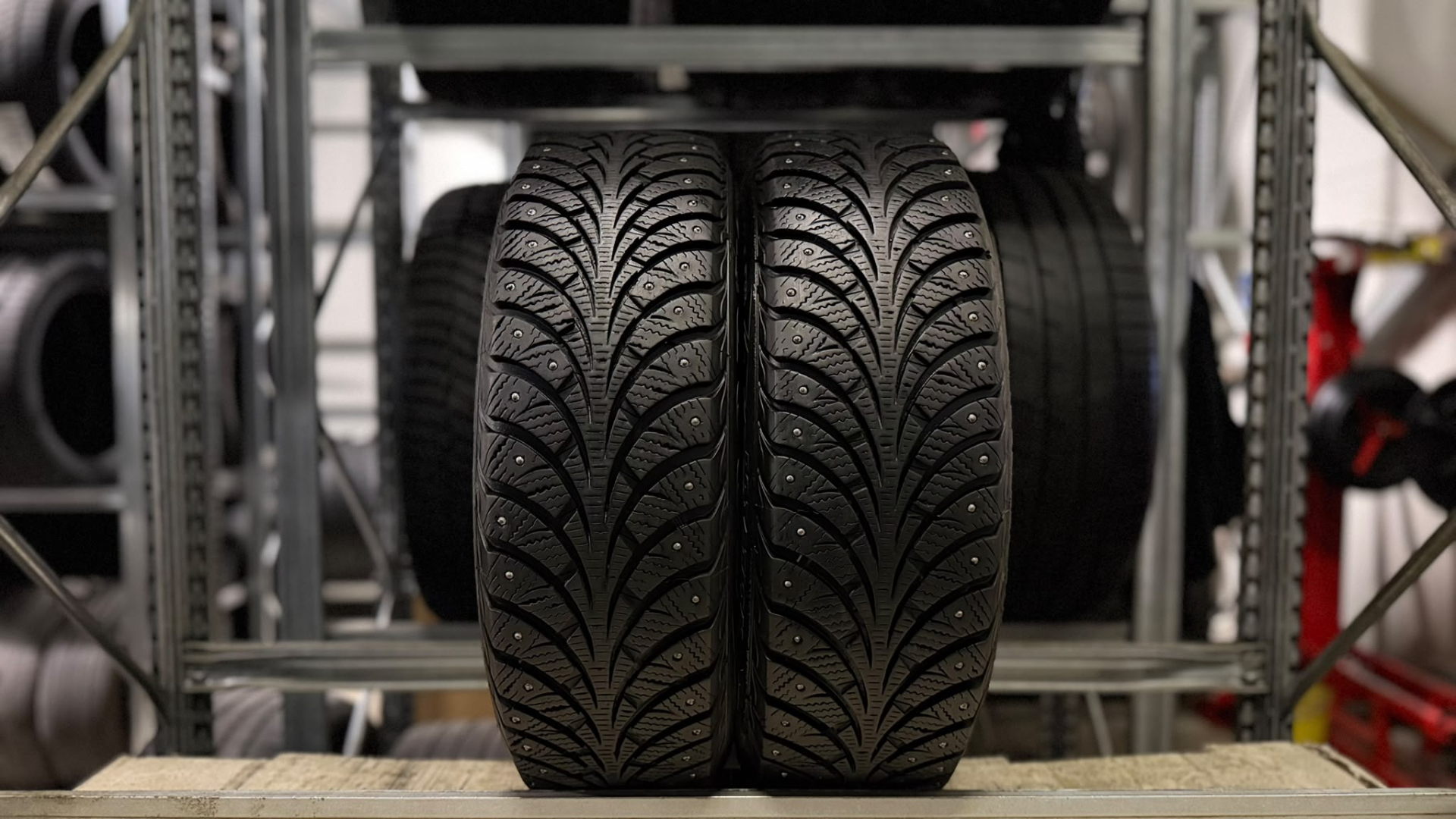 Goodyear Ultra Grip Extreme 205/55R16 91 T Naastrehvid