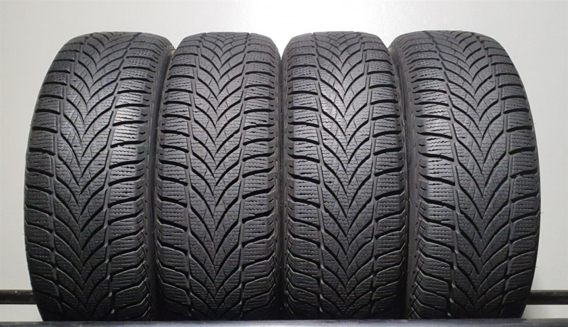 Goodyear ULTRA GRIP ICE 2 205/55R16 94 T Lamellrehvid