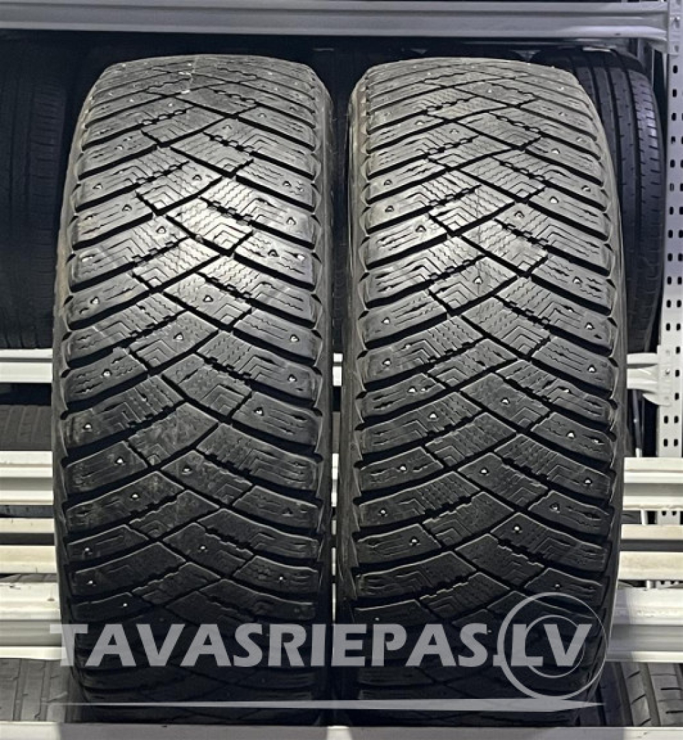 Goodyear UltraGrip Ice Arctic 225/55R17 101 T