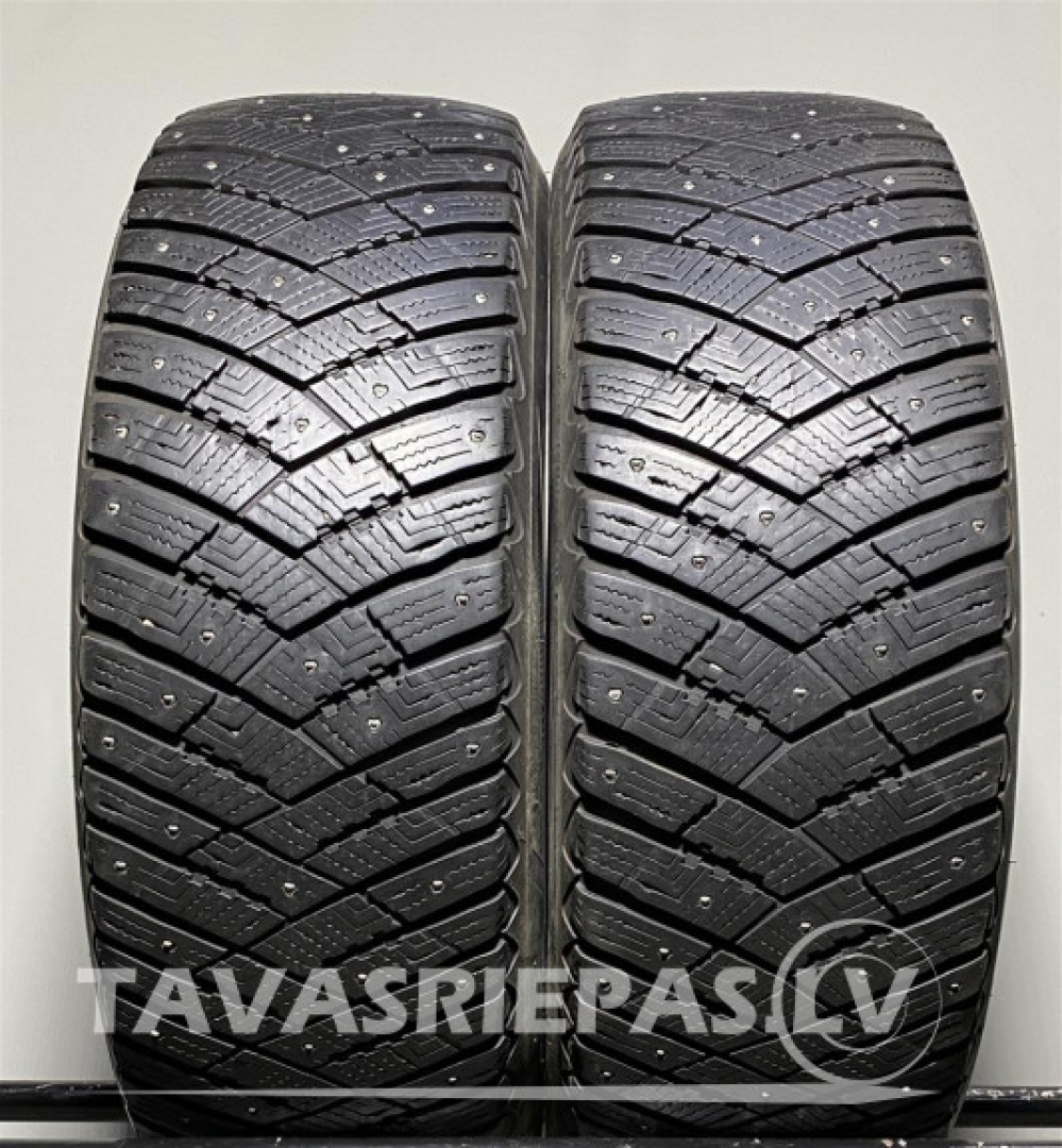Goodyear Ultra Grip Ice Arctic SUV 4x4 255/65R17 110 T Studded tires