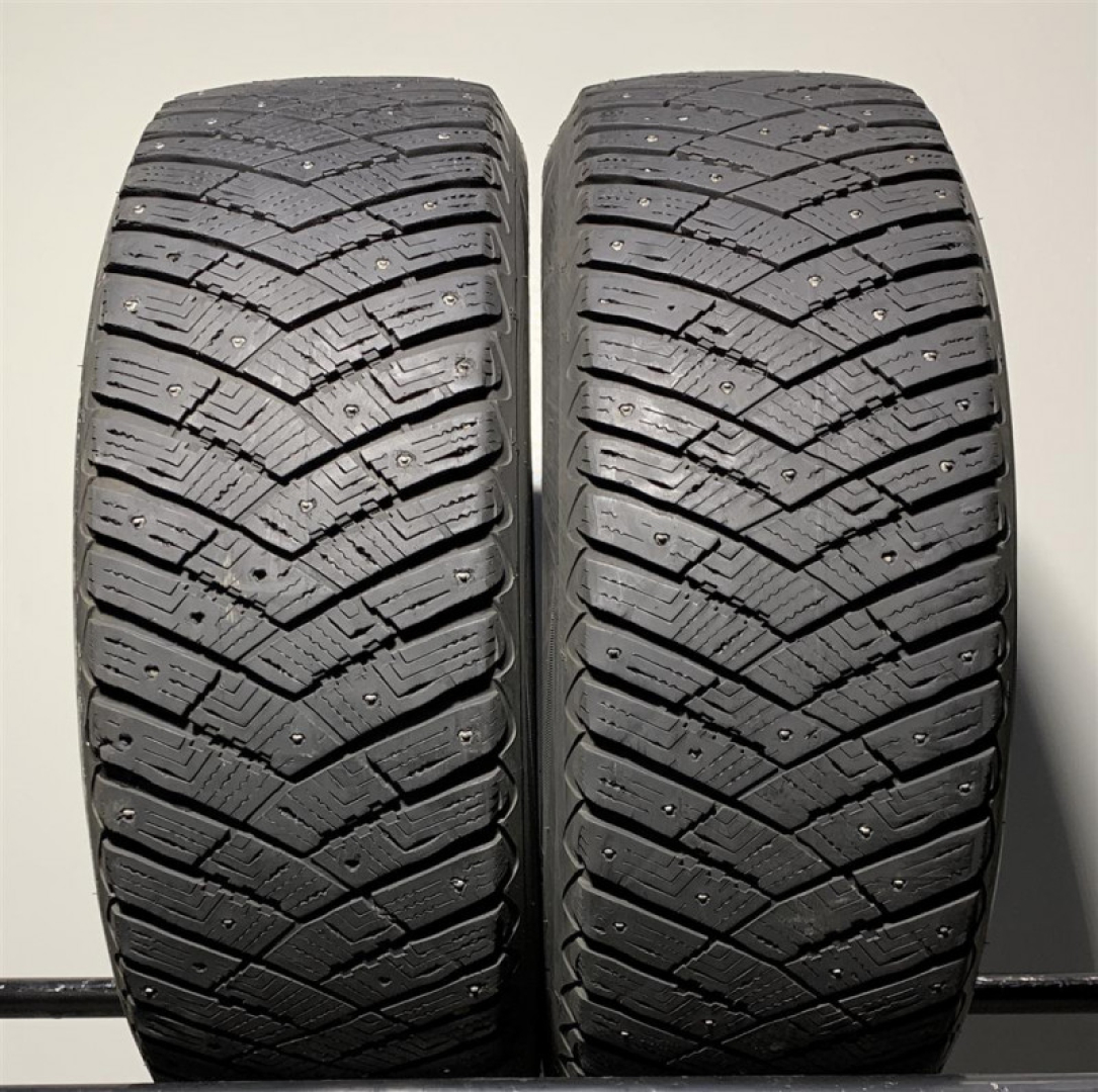 Goodyear Ultra Grip Ice Arctic SUV 4x4 255/60R18 112T Шипованная
