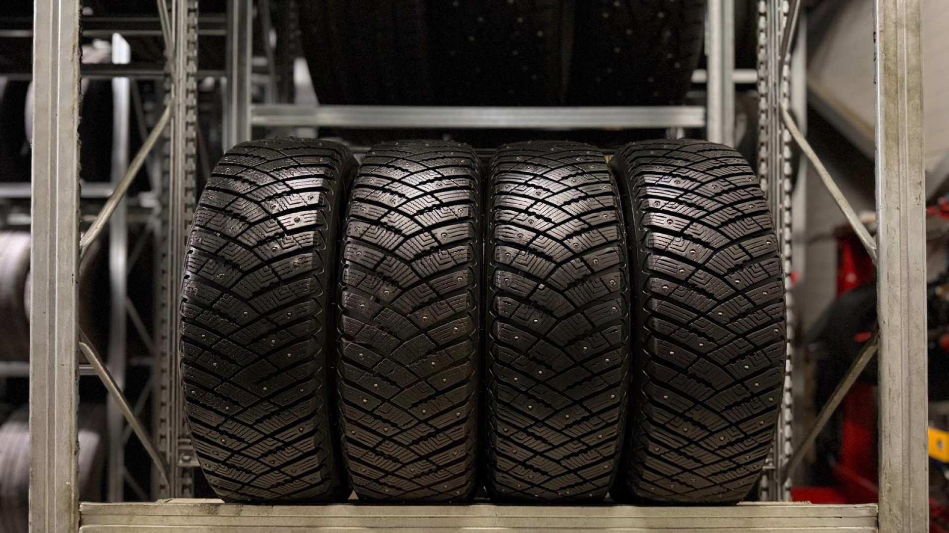 Goodyear UltraGrip Ice Arctic 175/70R14 88 T Naastrehvid
