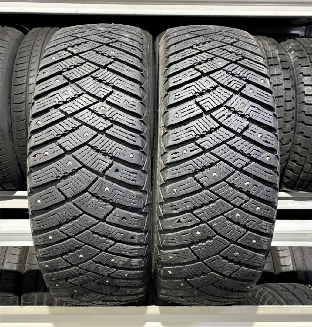 Goodyear UltraGrip Ice Arctic 225/60R17 103 T Naastrehvid