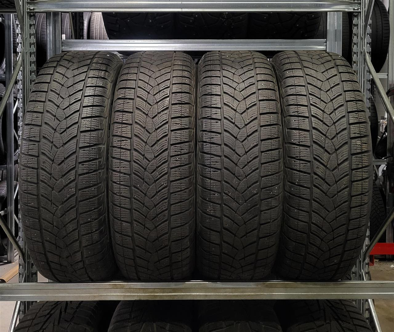 Goodyear UltraGrip Ice SUV GEN-1 225/60R17 103 T