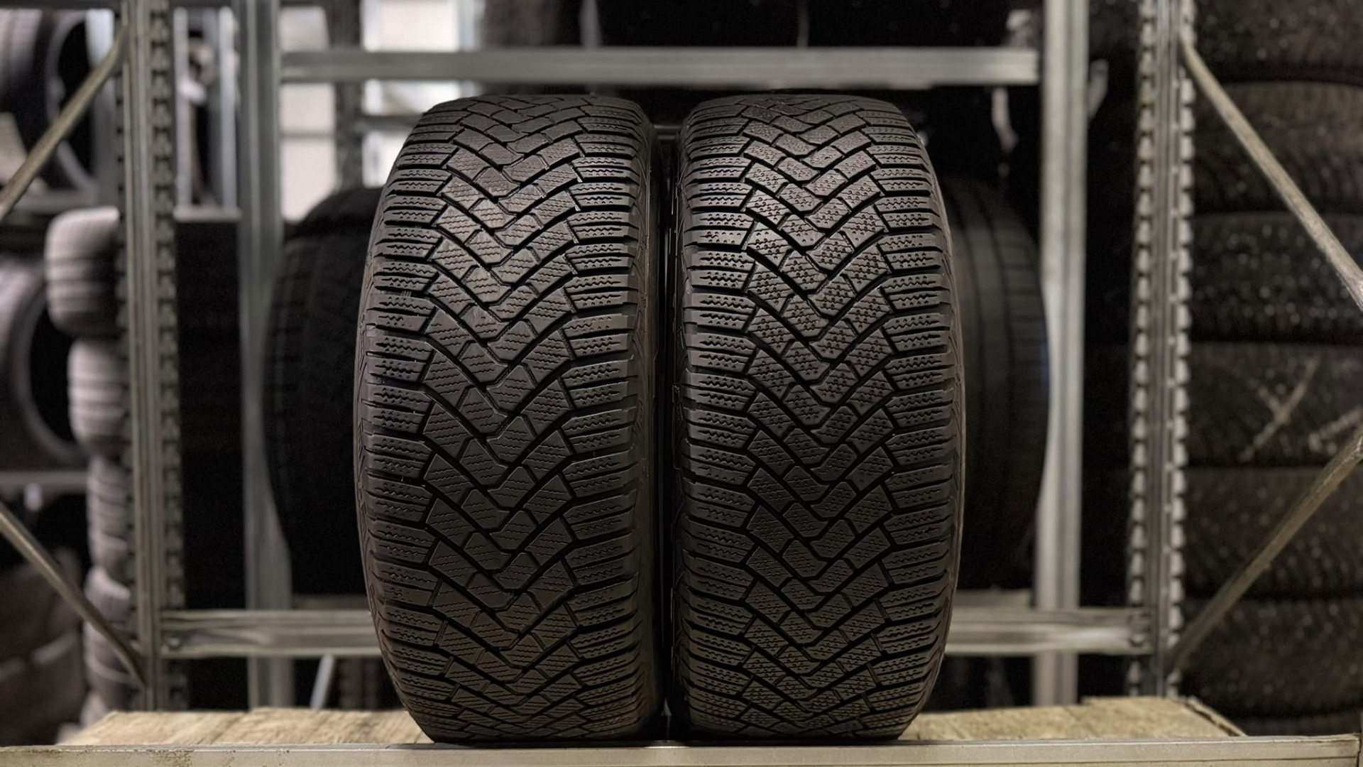 Goodyear ULTRAGRIP ICE 3 205/55R16 94 T
