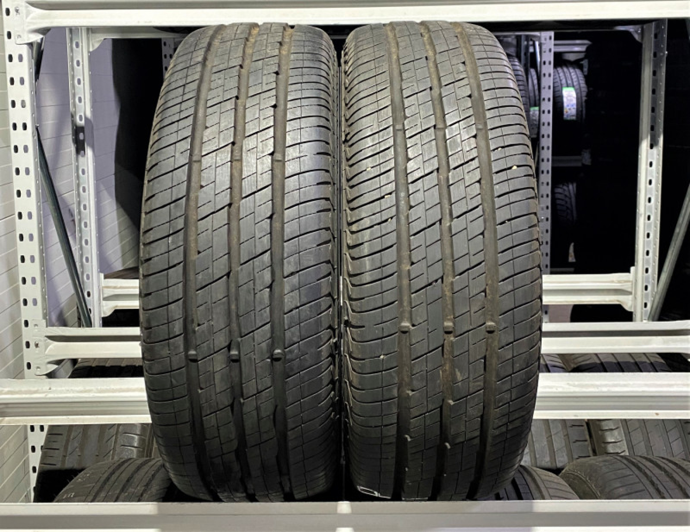 Continental Vanco 2 235/60R17C 117/115 R Summer tires