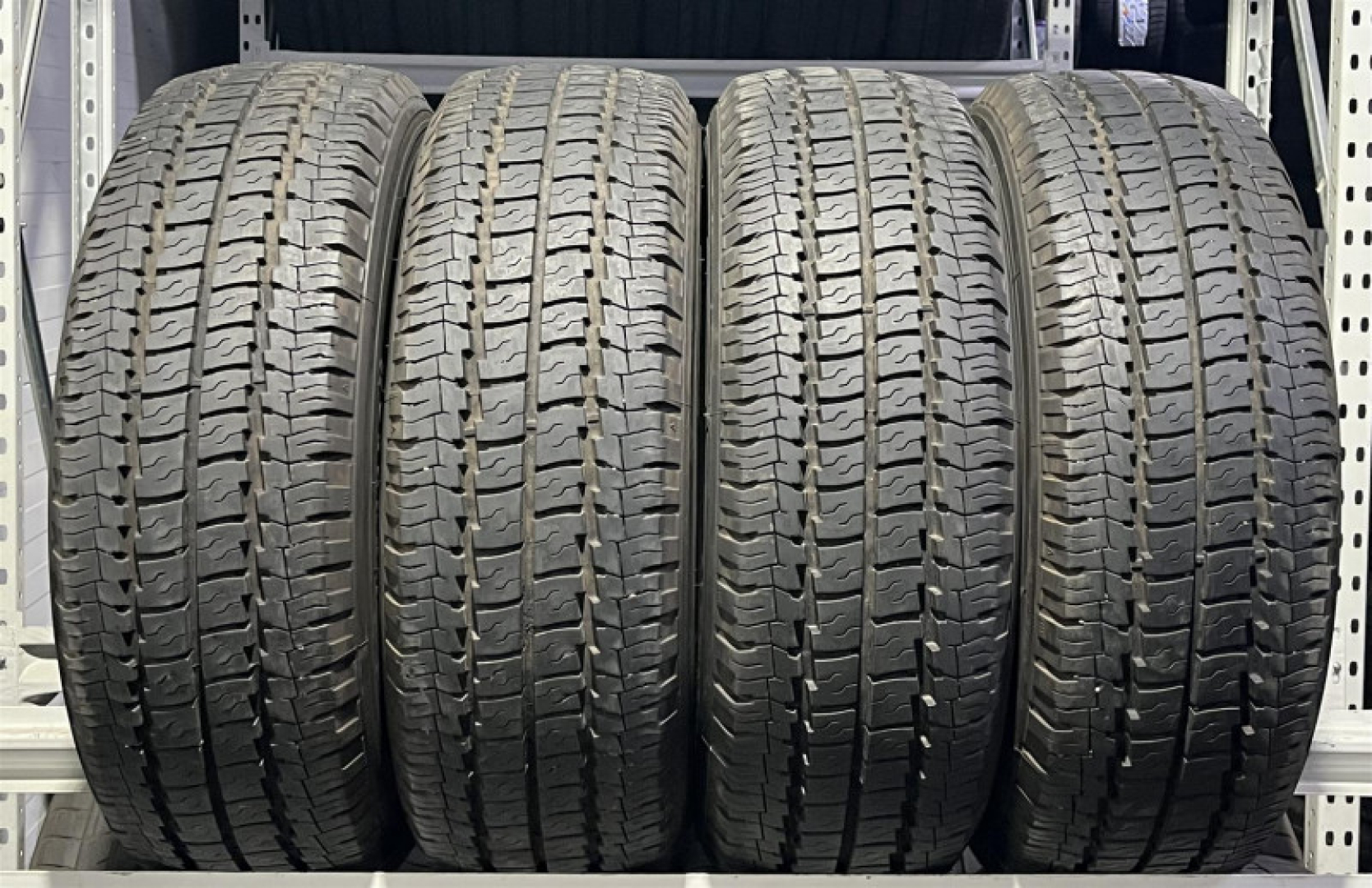 Kormoran Vanpro B2 195/60R16C 99/97 H Suverehvid