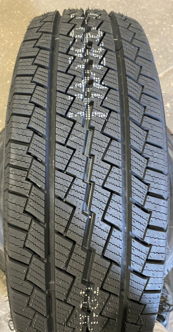 SUNWIDE Vansnow 215/65R16C 109/107 T Ламельные шины
