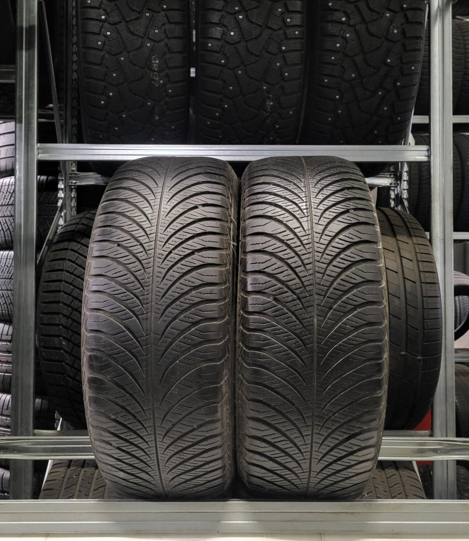 Goodyear Vector 4 Seasons 215/60R16 99 V Lamellrehvid