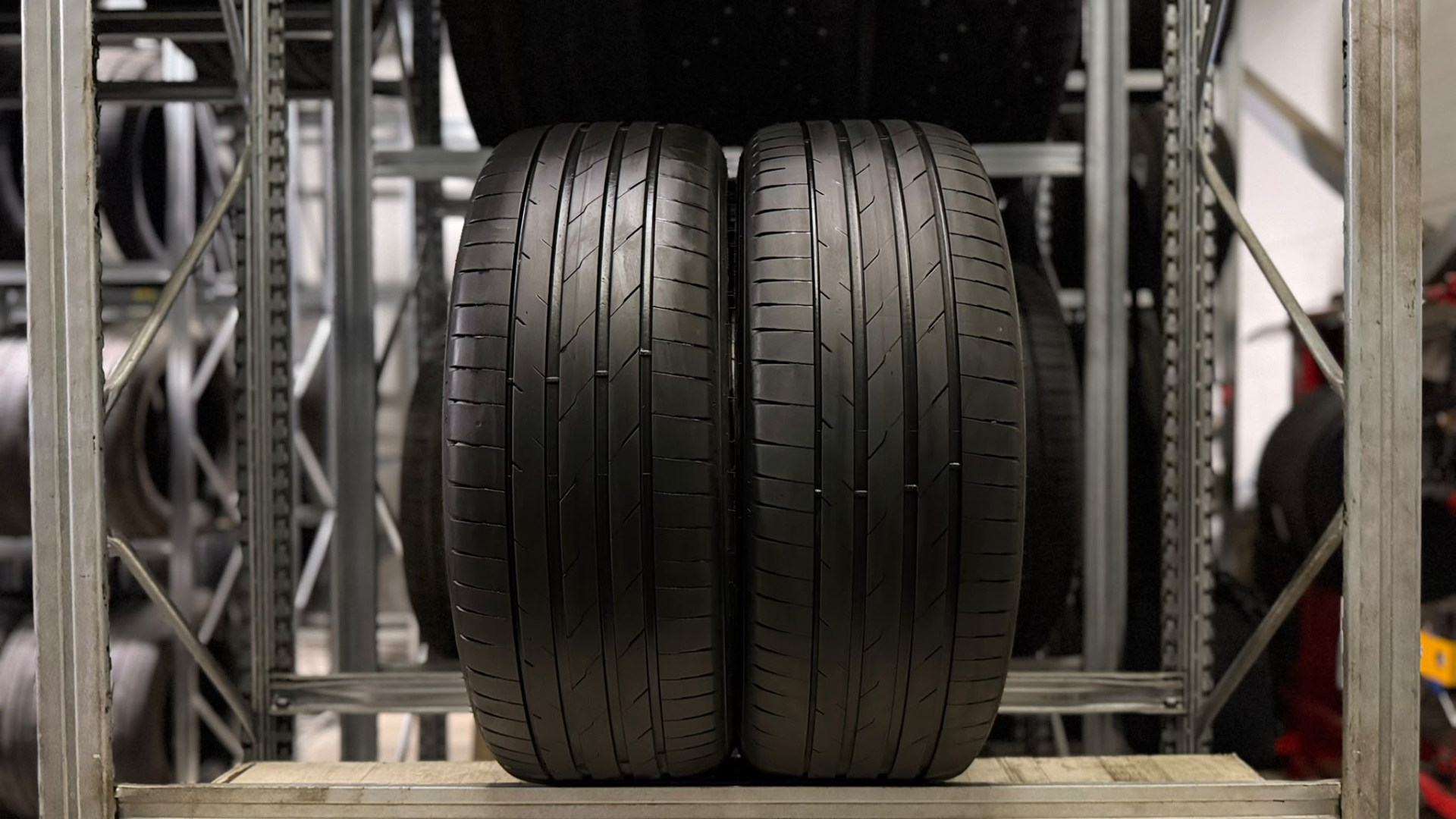 Hankook VENTUS EVO SUV K137A 235/45R20 100 V Летние шины